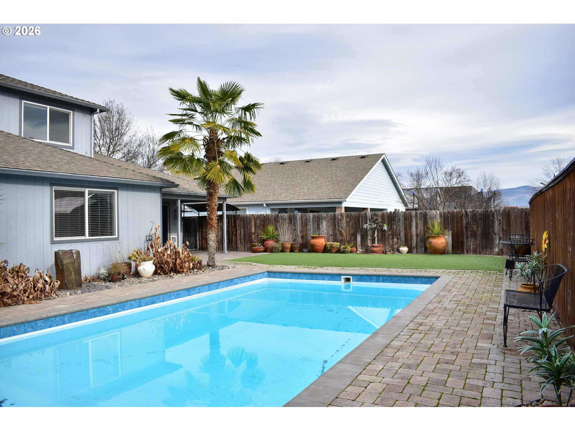 property viewer photo 6