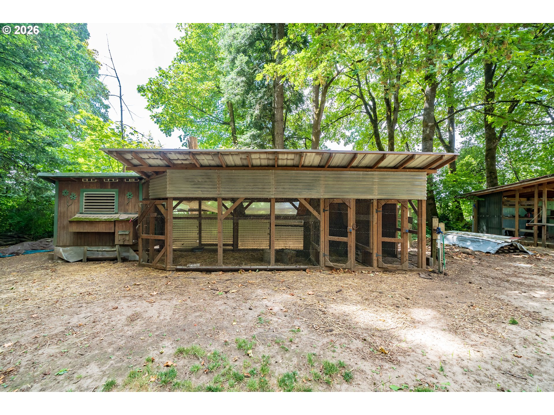 main property photo 32