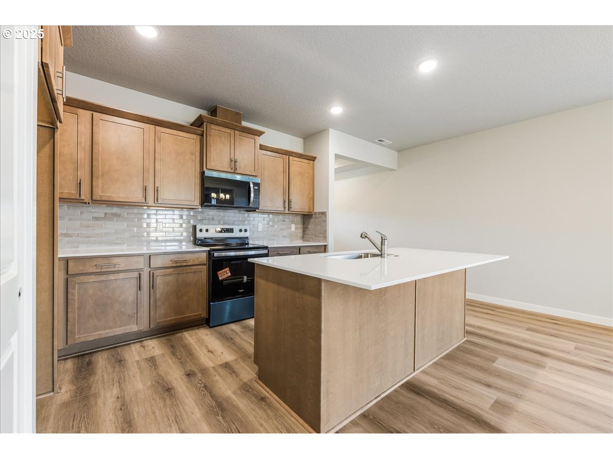 property viewer photo 10