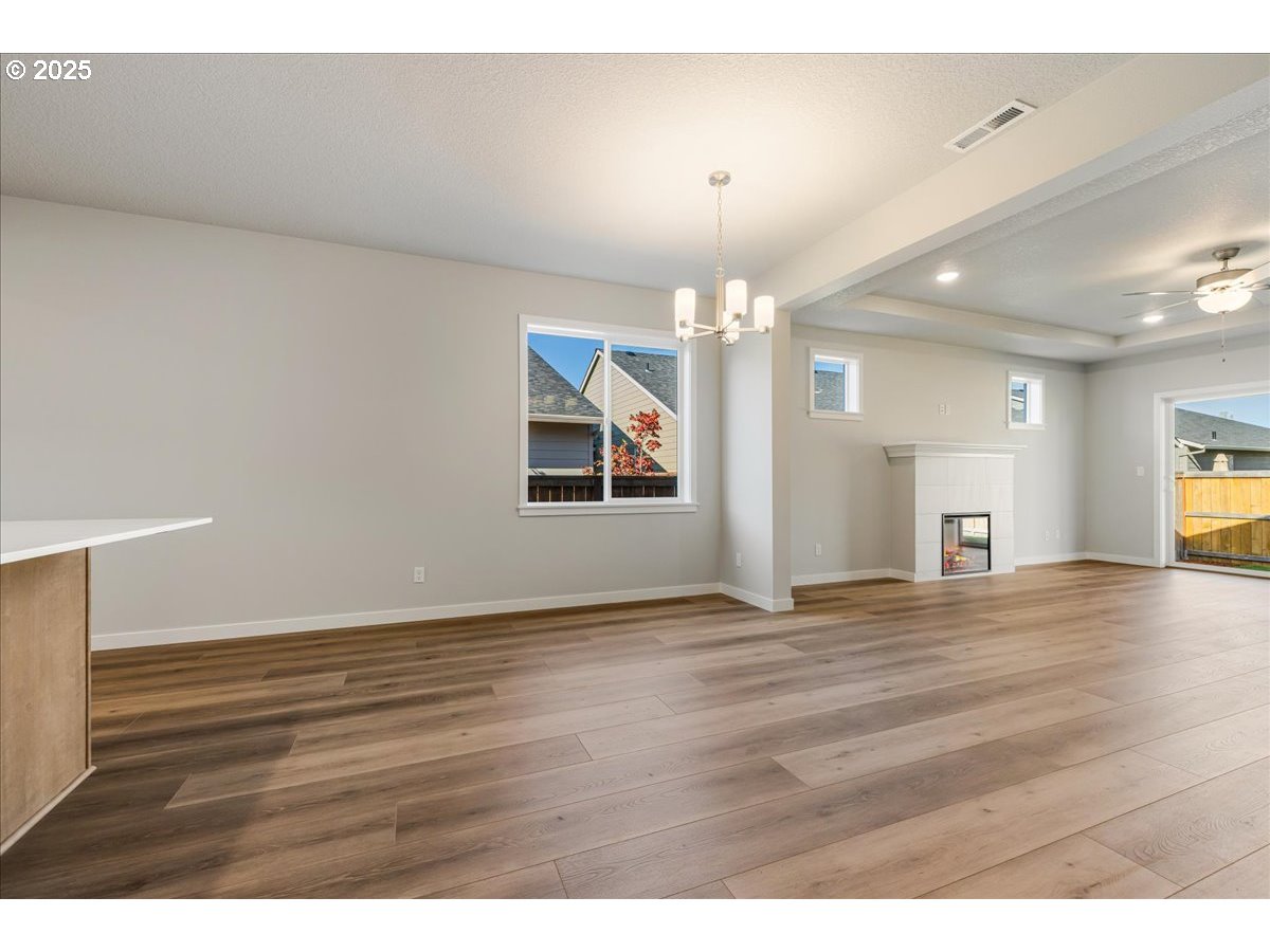 property viewer photo 13
