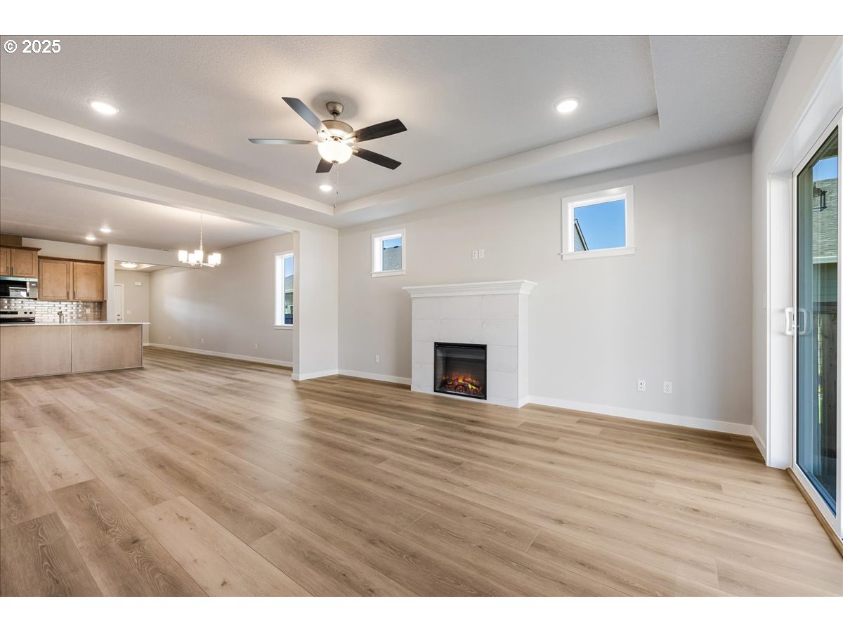 property viewer photo 16