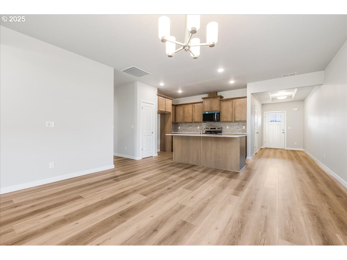property viewer photo 19