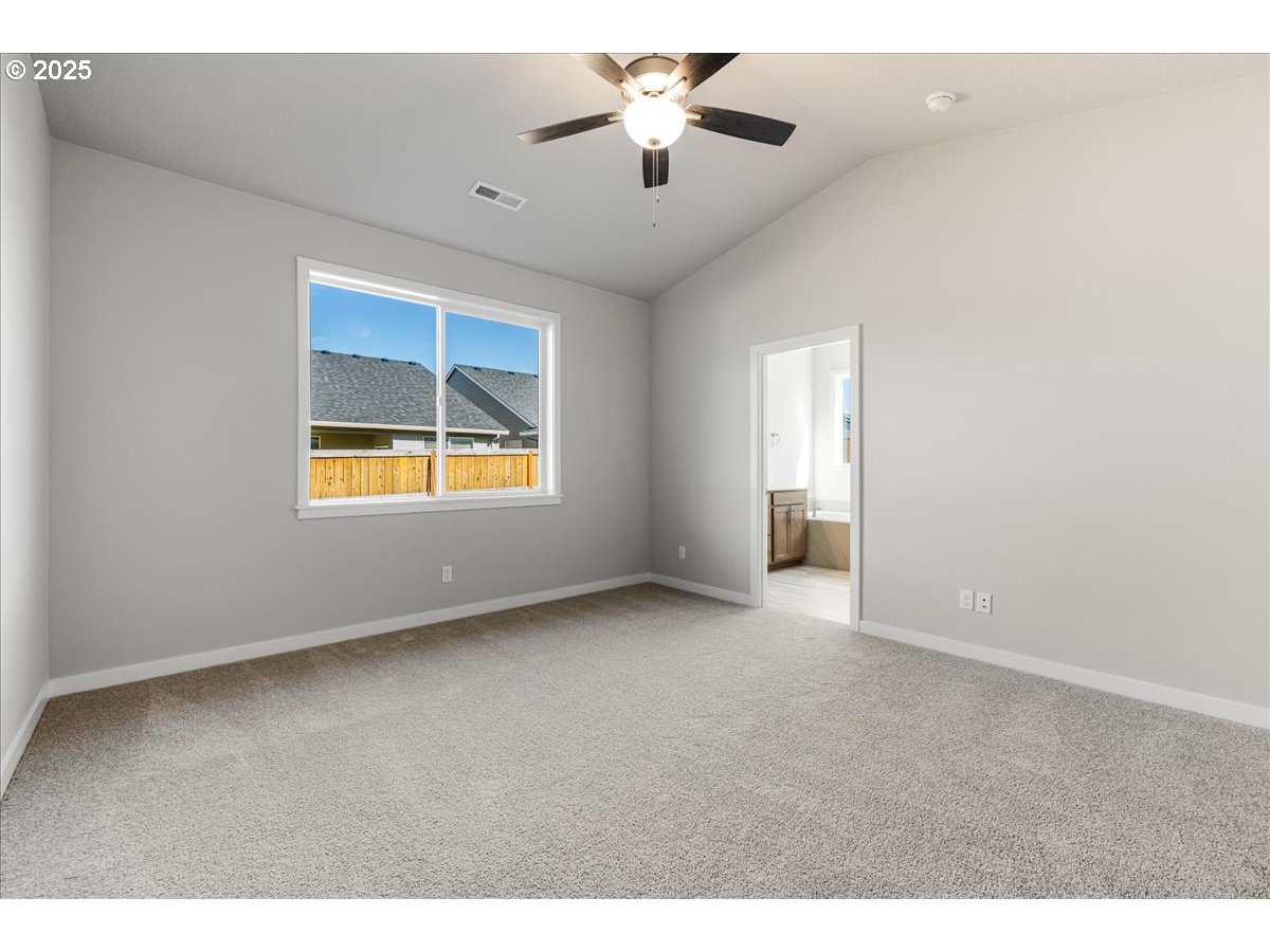 property viewer photo 27