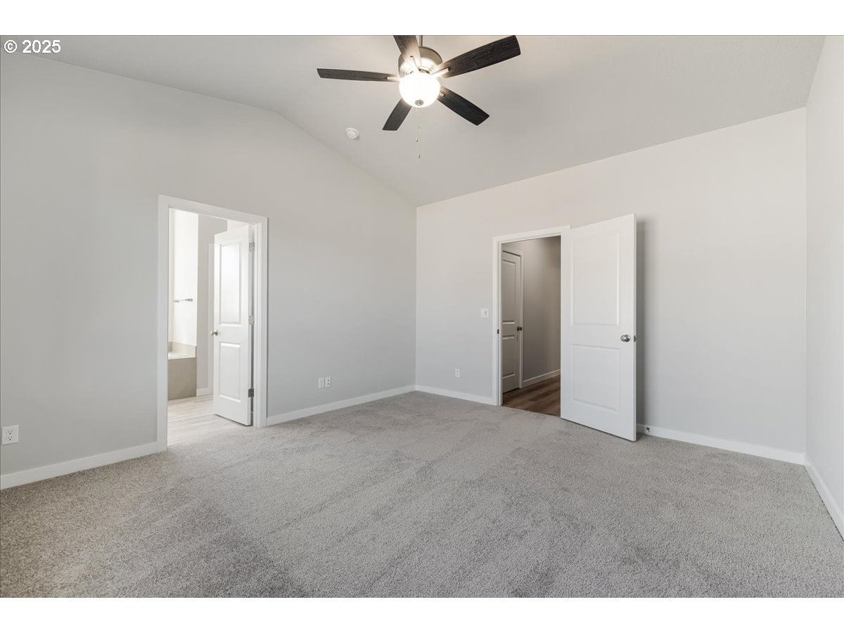 property viewer photo 28