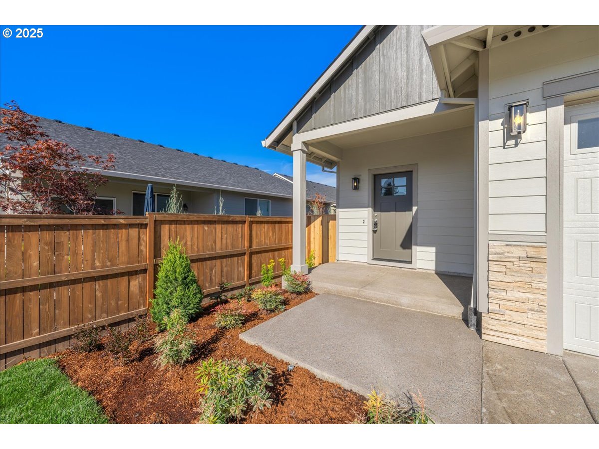 property viewer photo 5