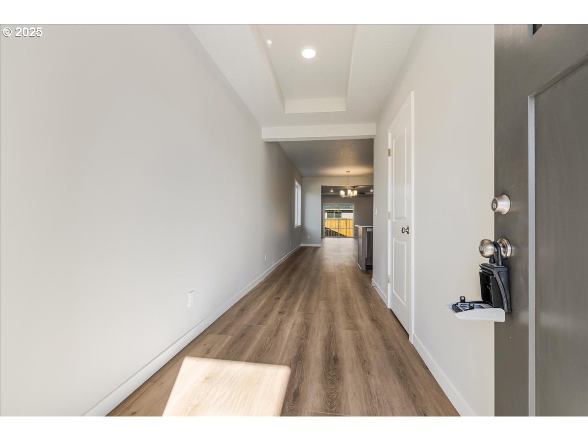 property viewer photo 7