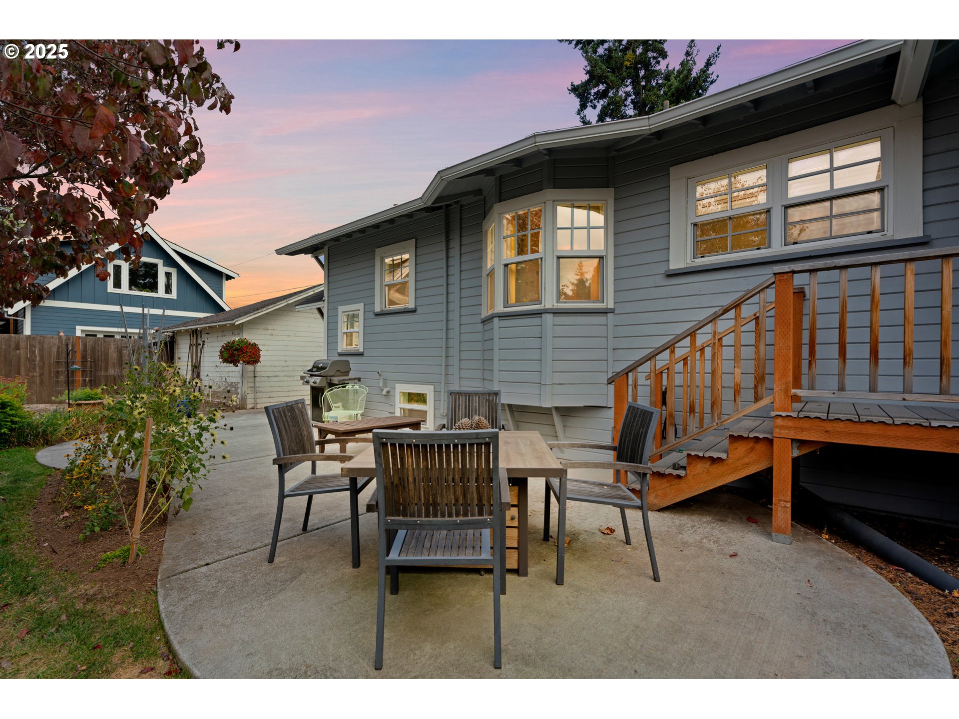 property viewer photo 1