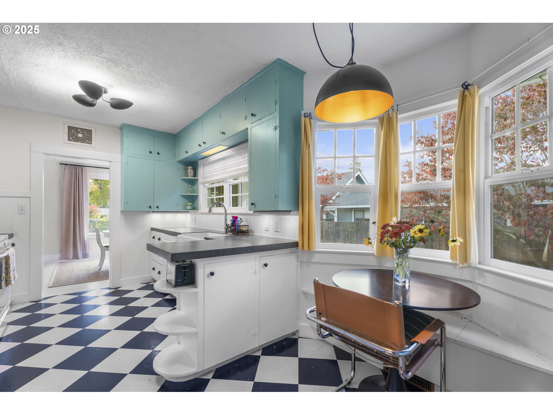 property viewer photo 10