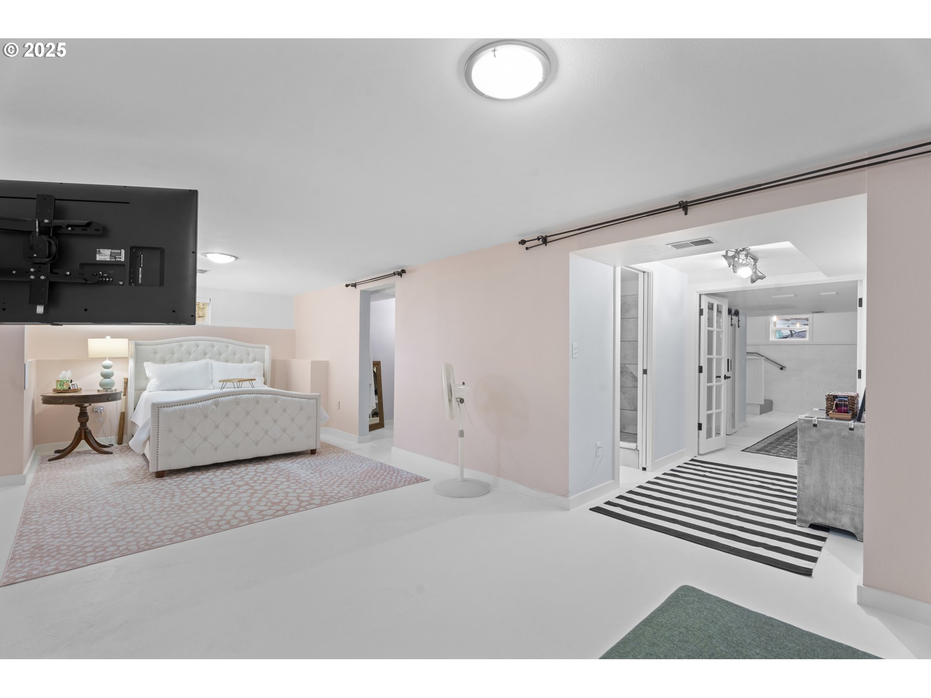 property viewer photo 21