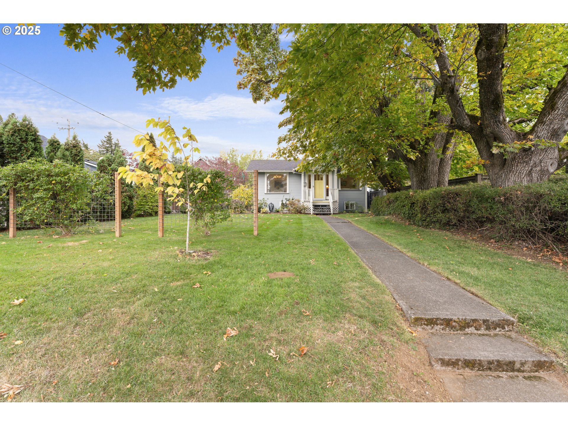 property viewer photo 26