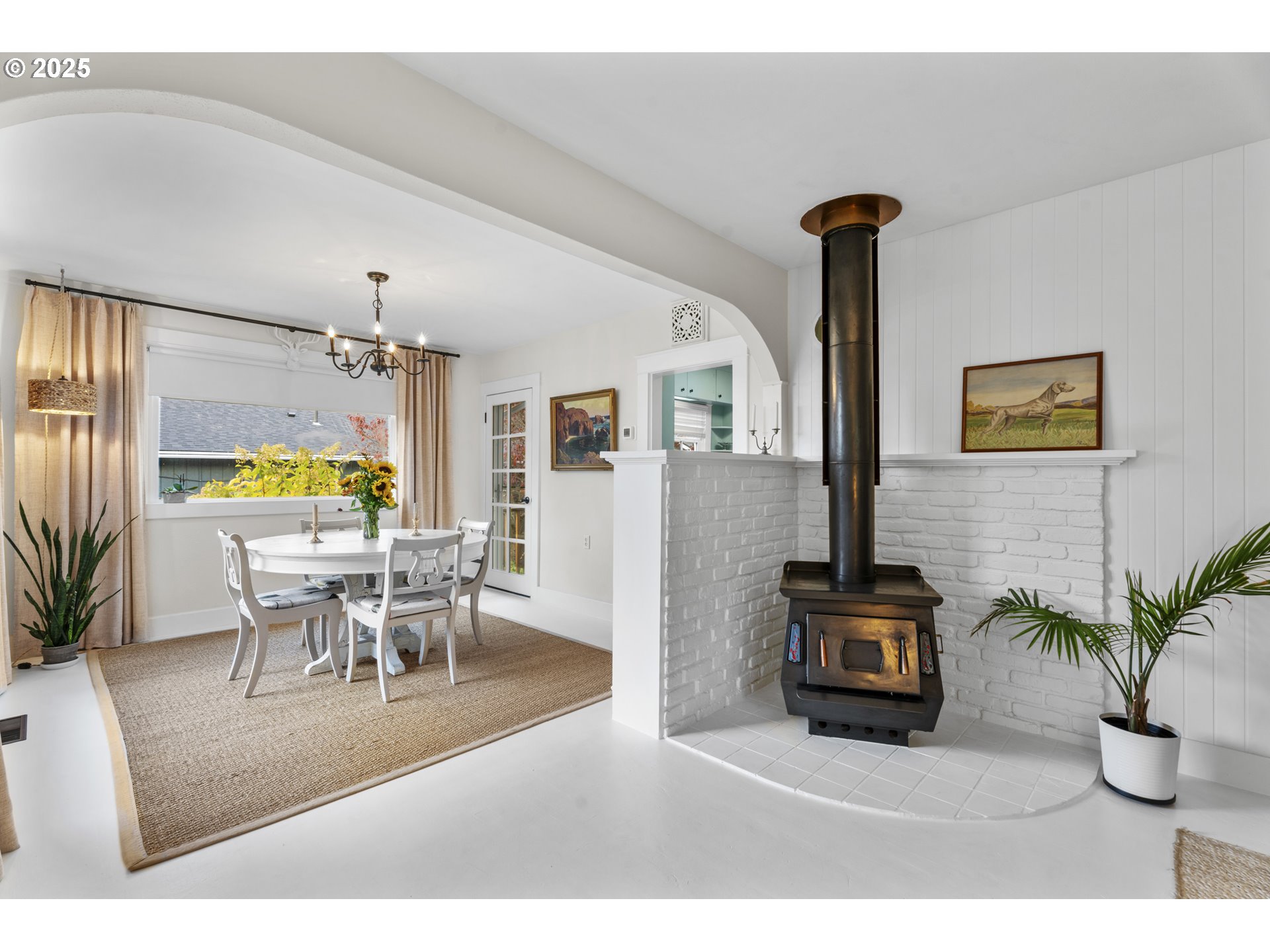property viewer photo 3