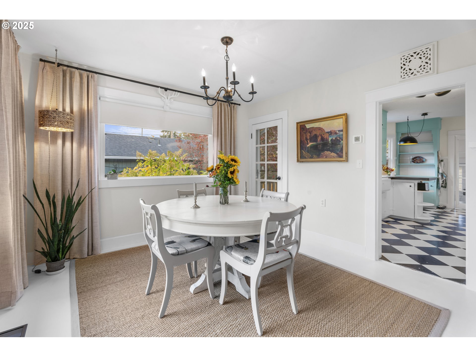 property viewer photo 6