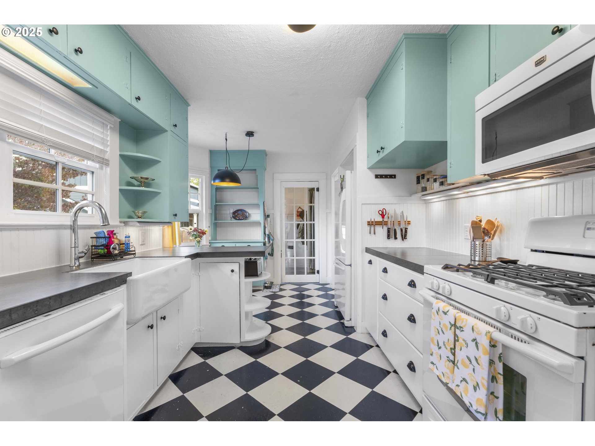 property viewer photo 8