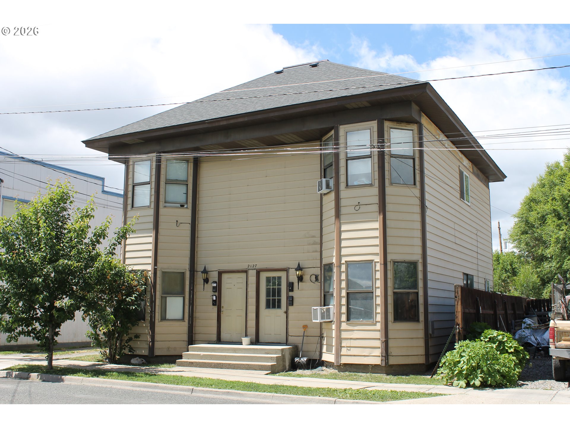 main property photo 2