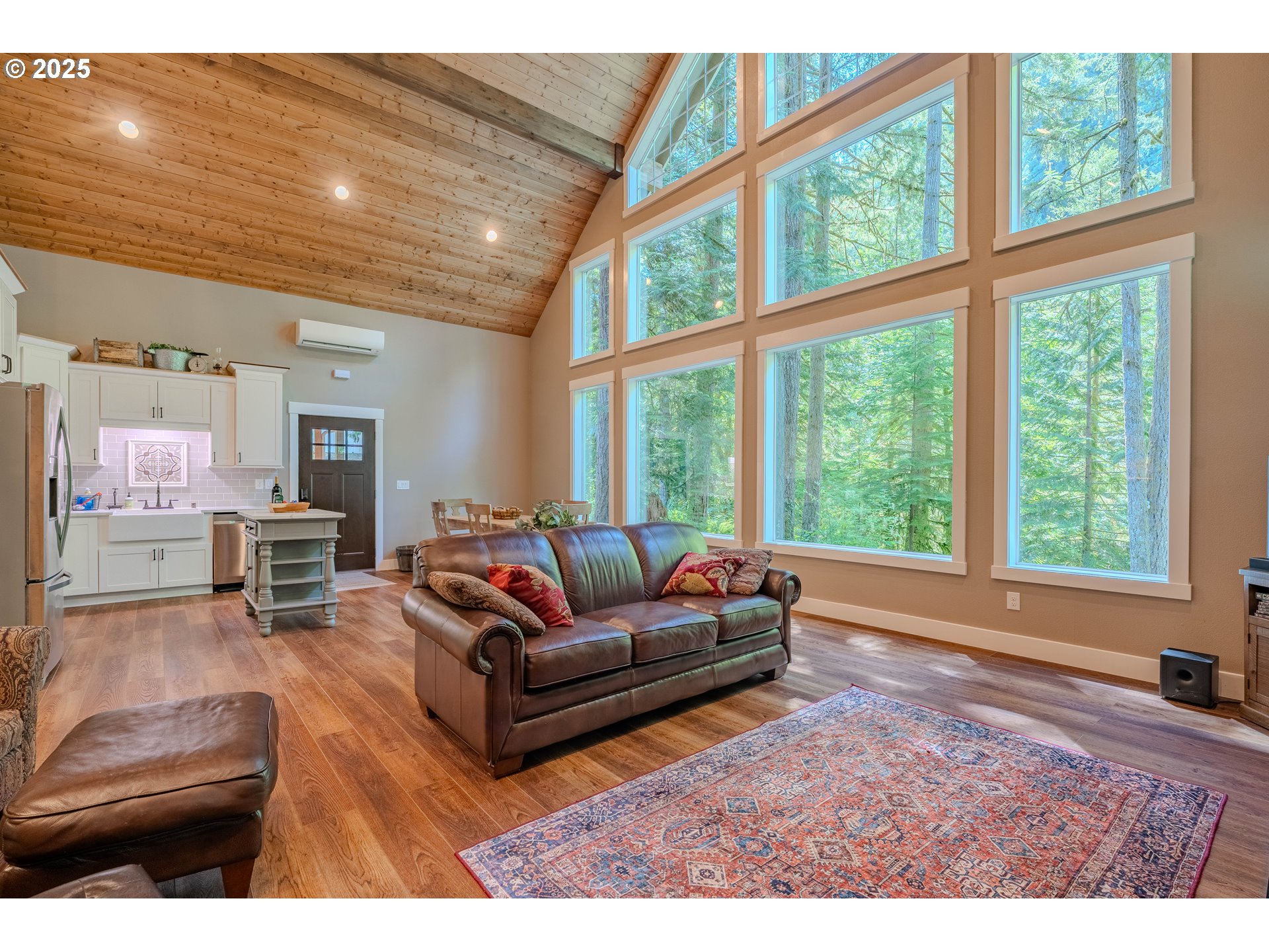 property viewer photo 10