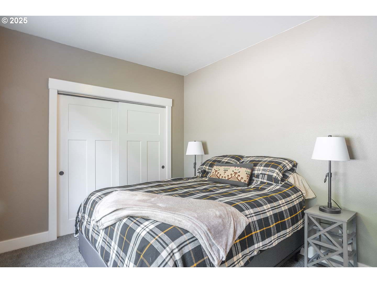 property viewer photo 19