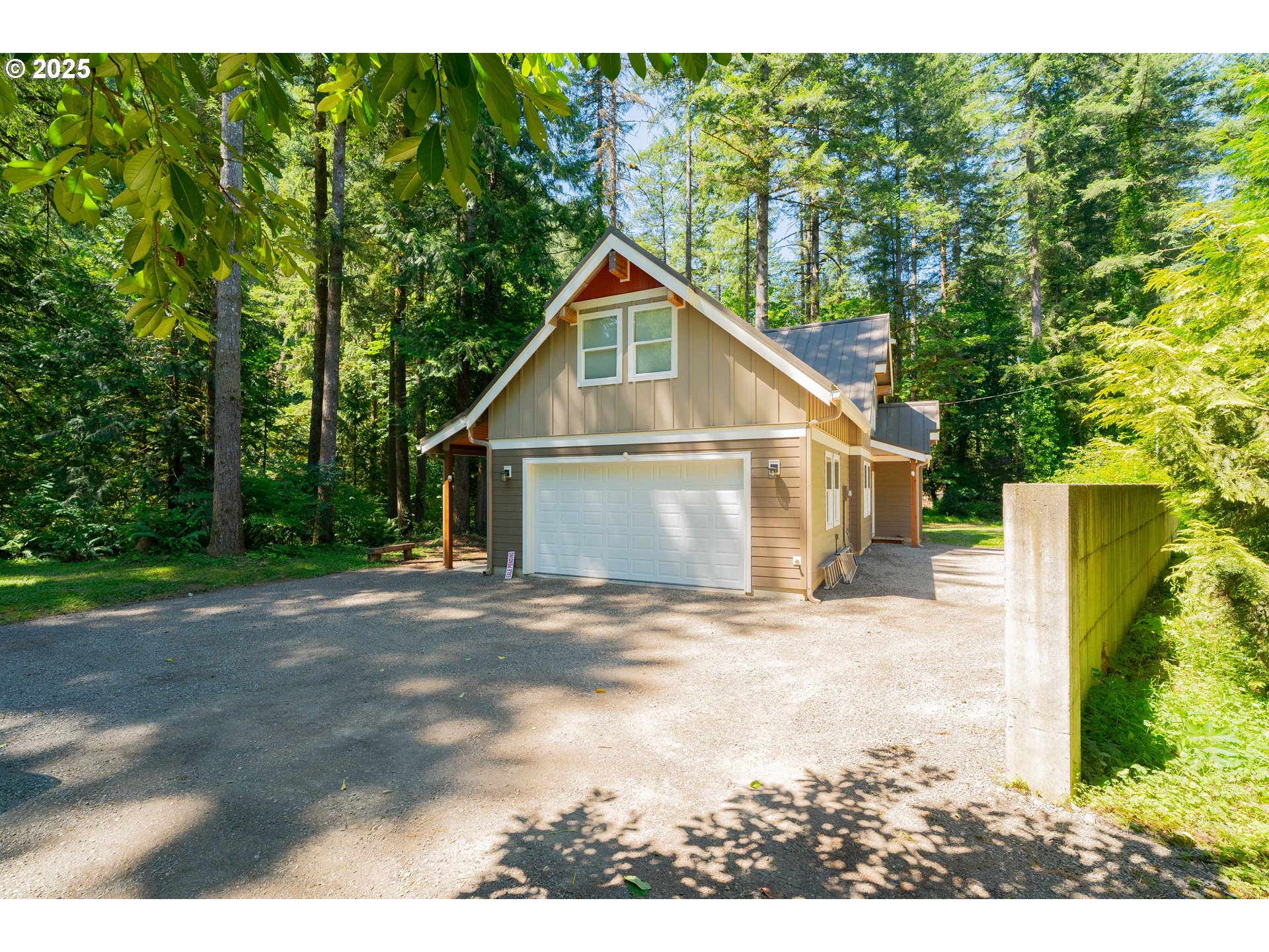 property viewer photo 2
