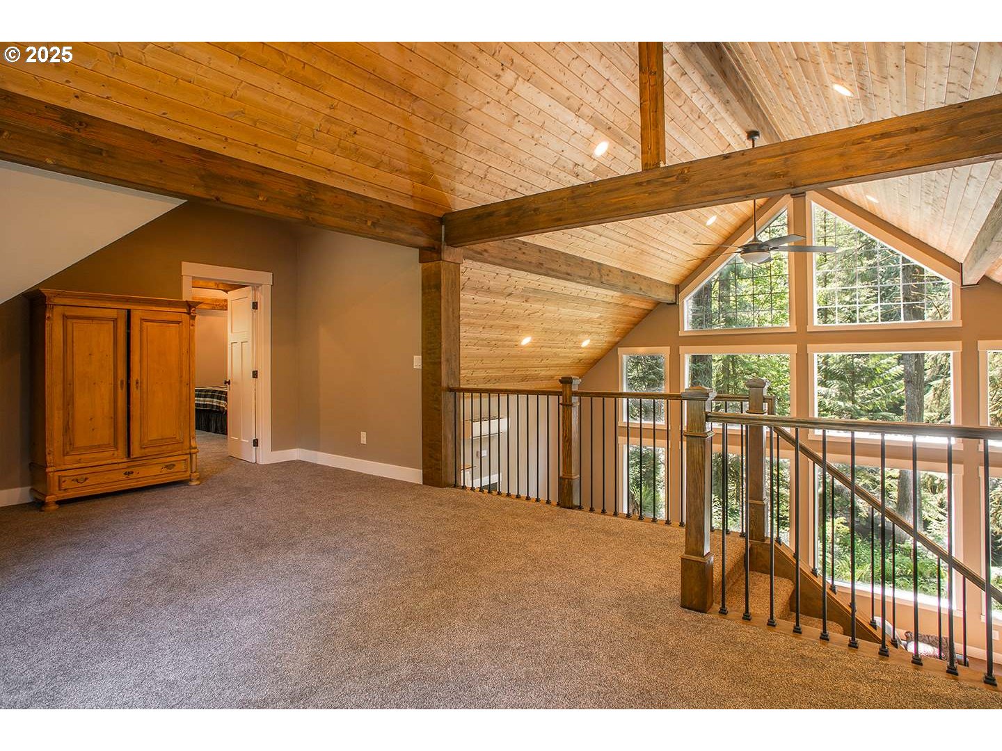 property viewer photo 22