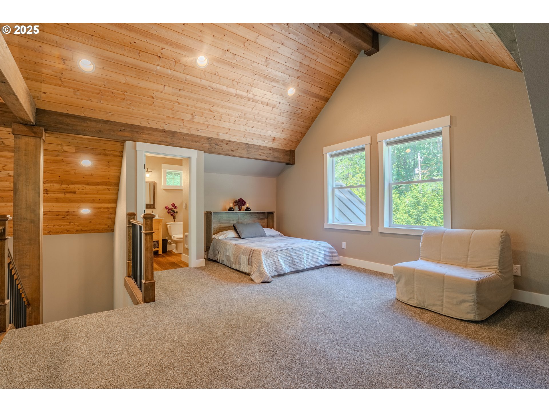 property viewer photo 23