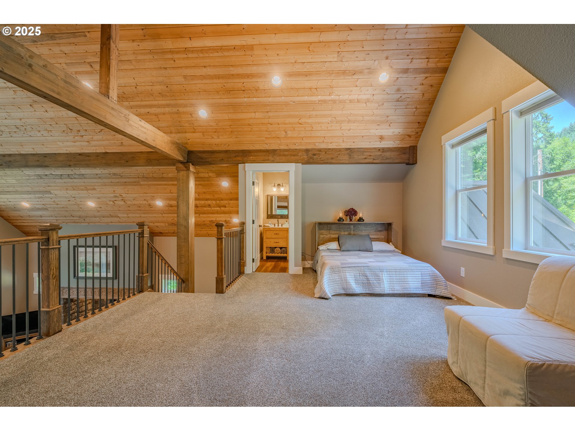 property viewer photo 24