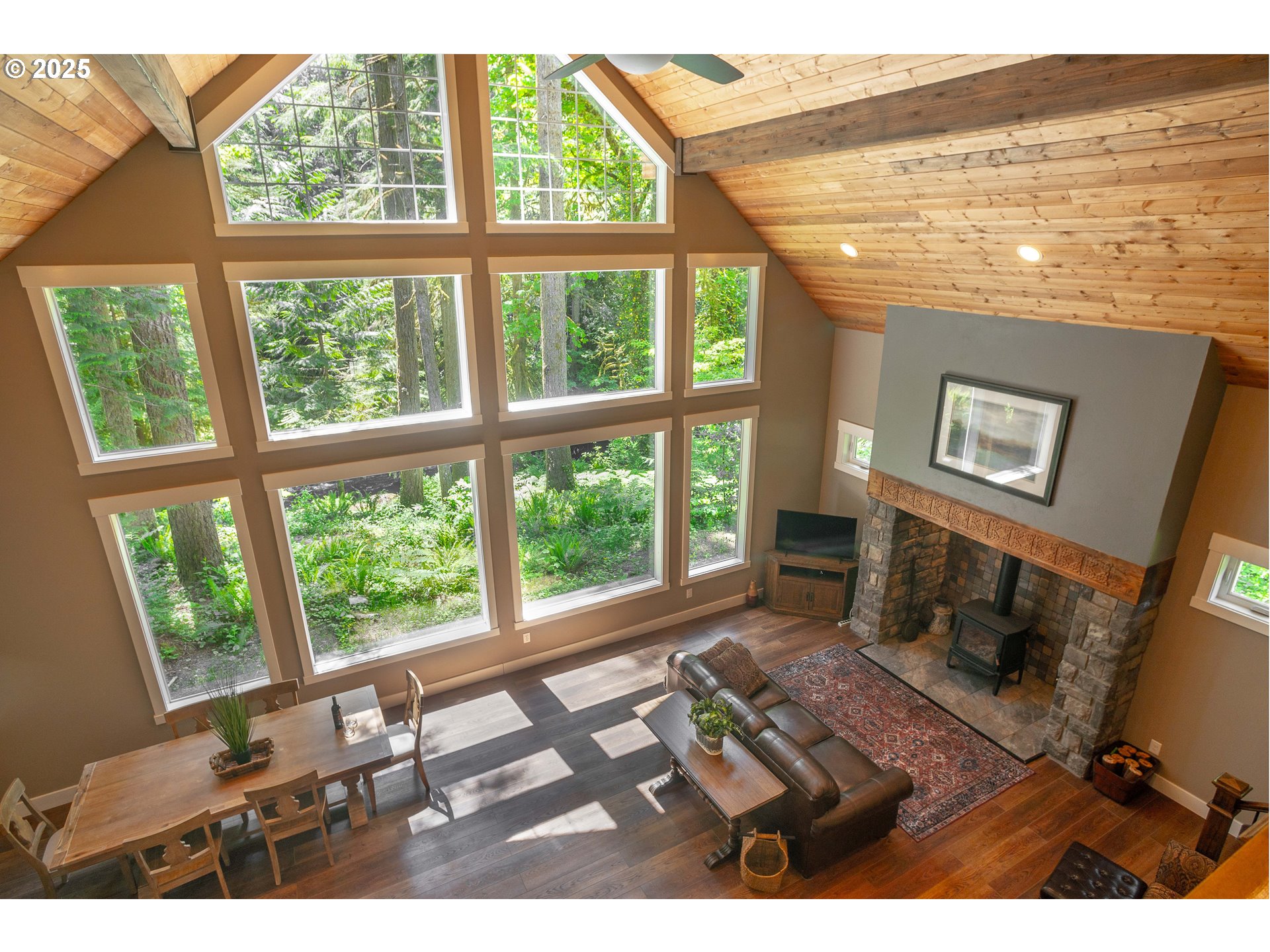 property viewer photo 27