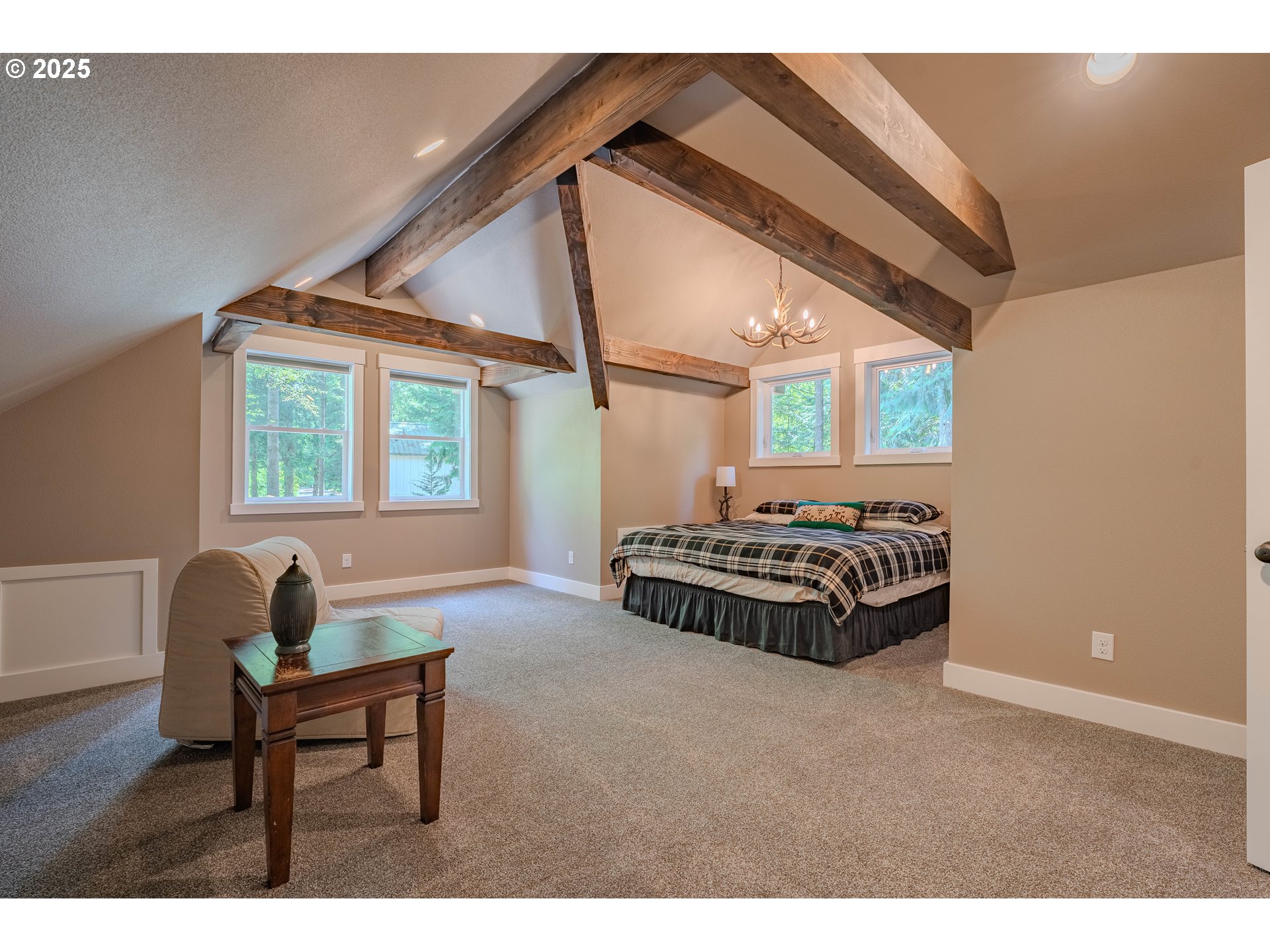 property viewer photo 28