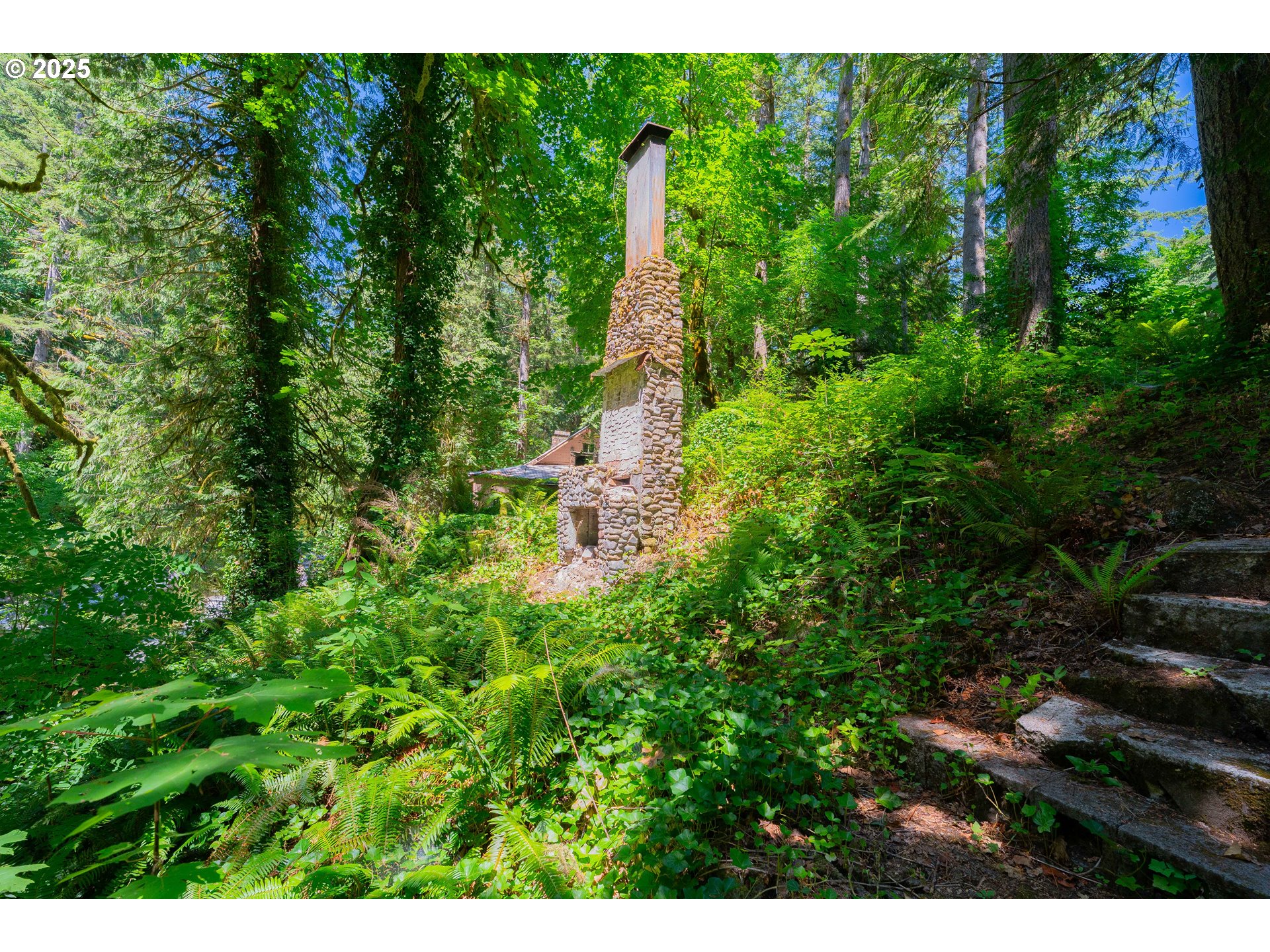 property viewer photo 37