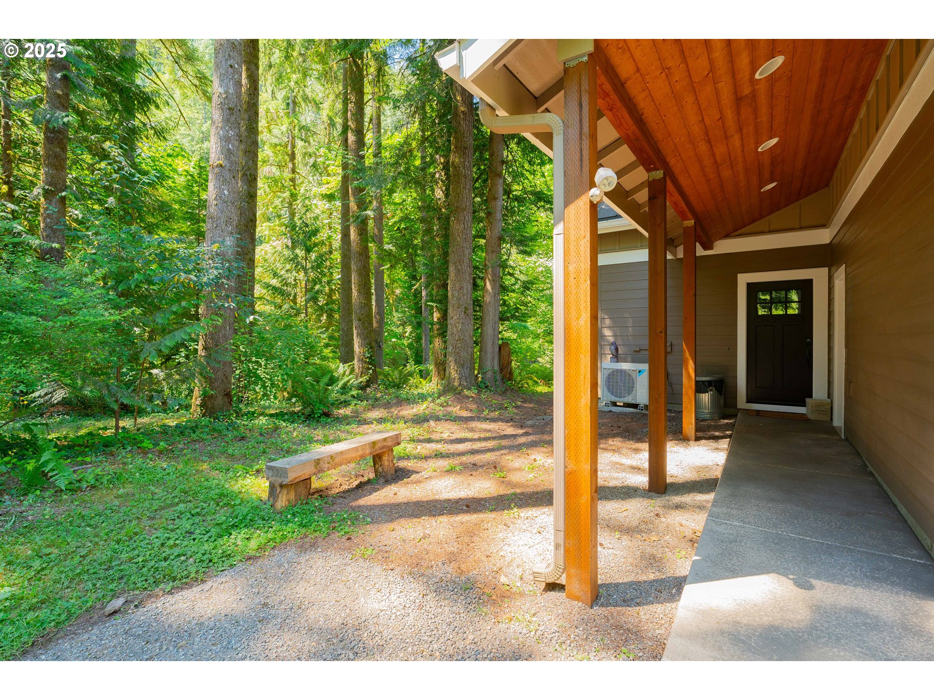 property viewer photo 4