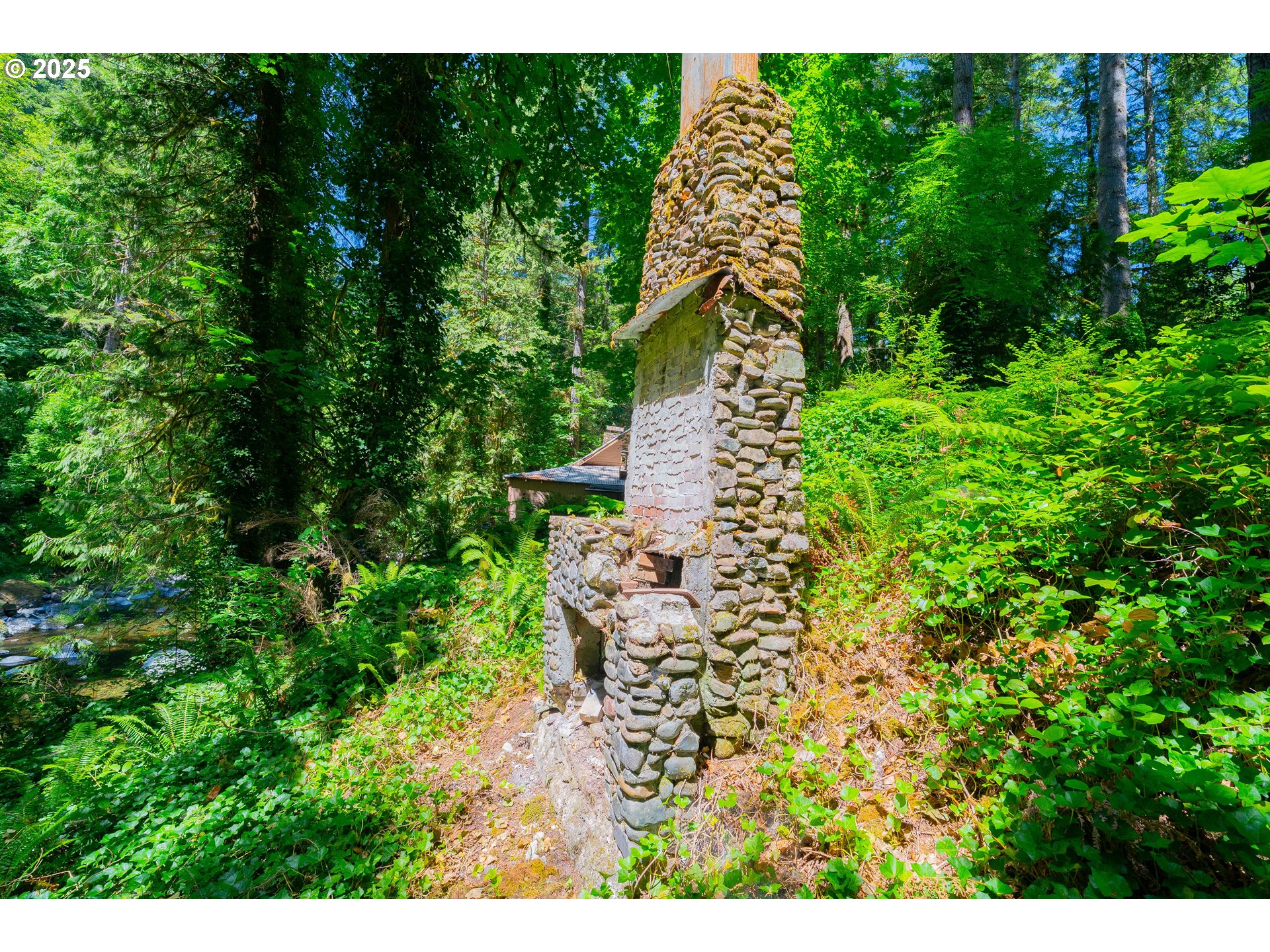 property viewer photo 40