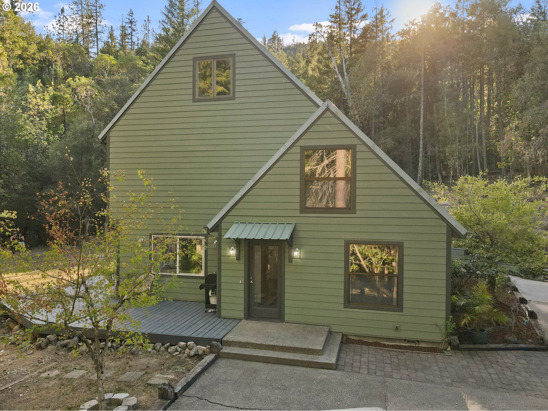 main property photo 10
