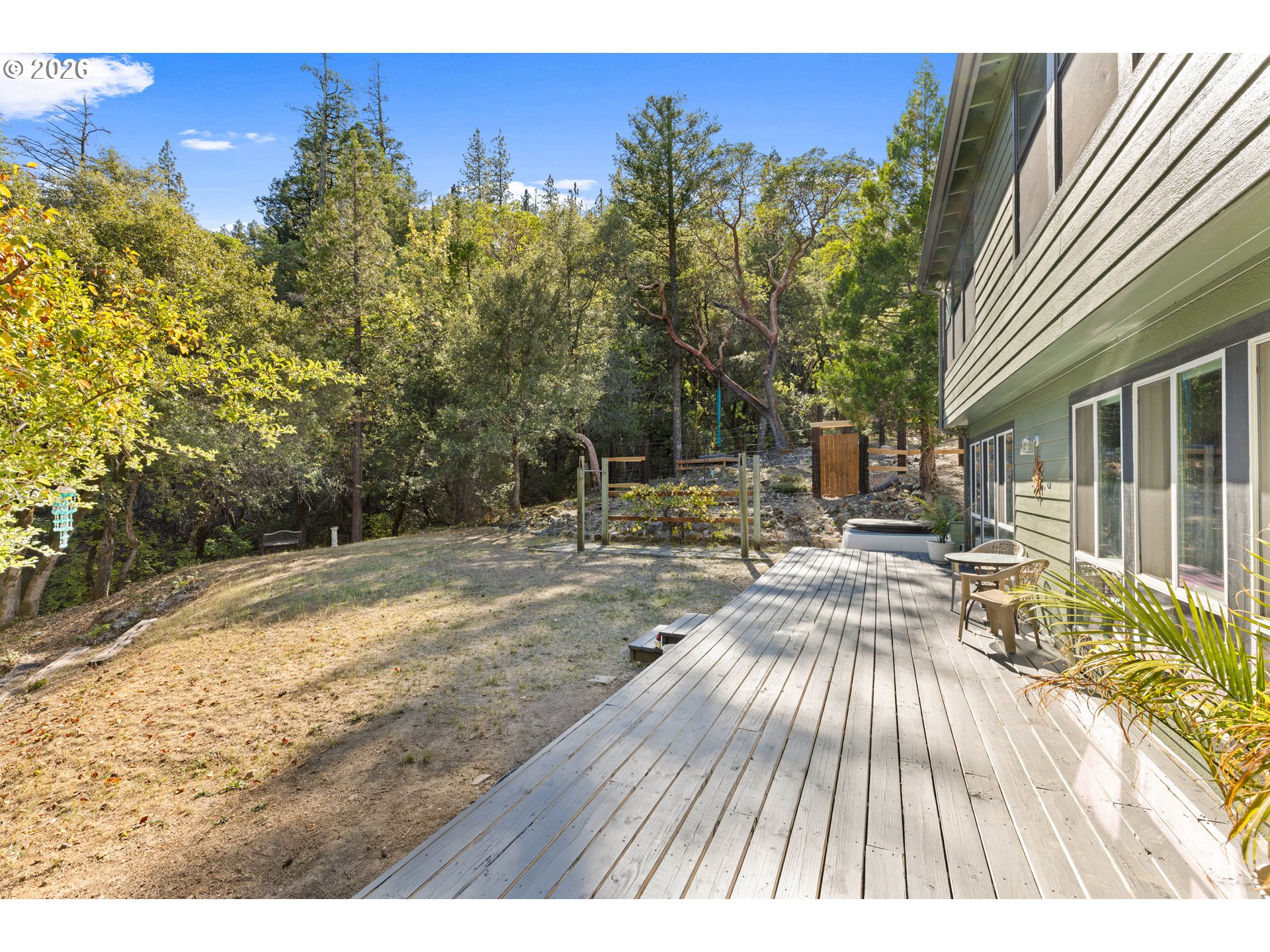 main property photo 23