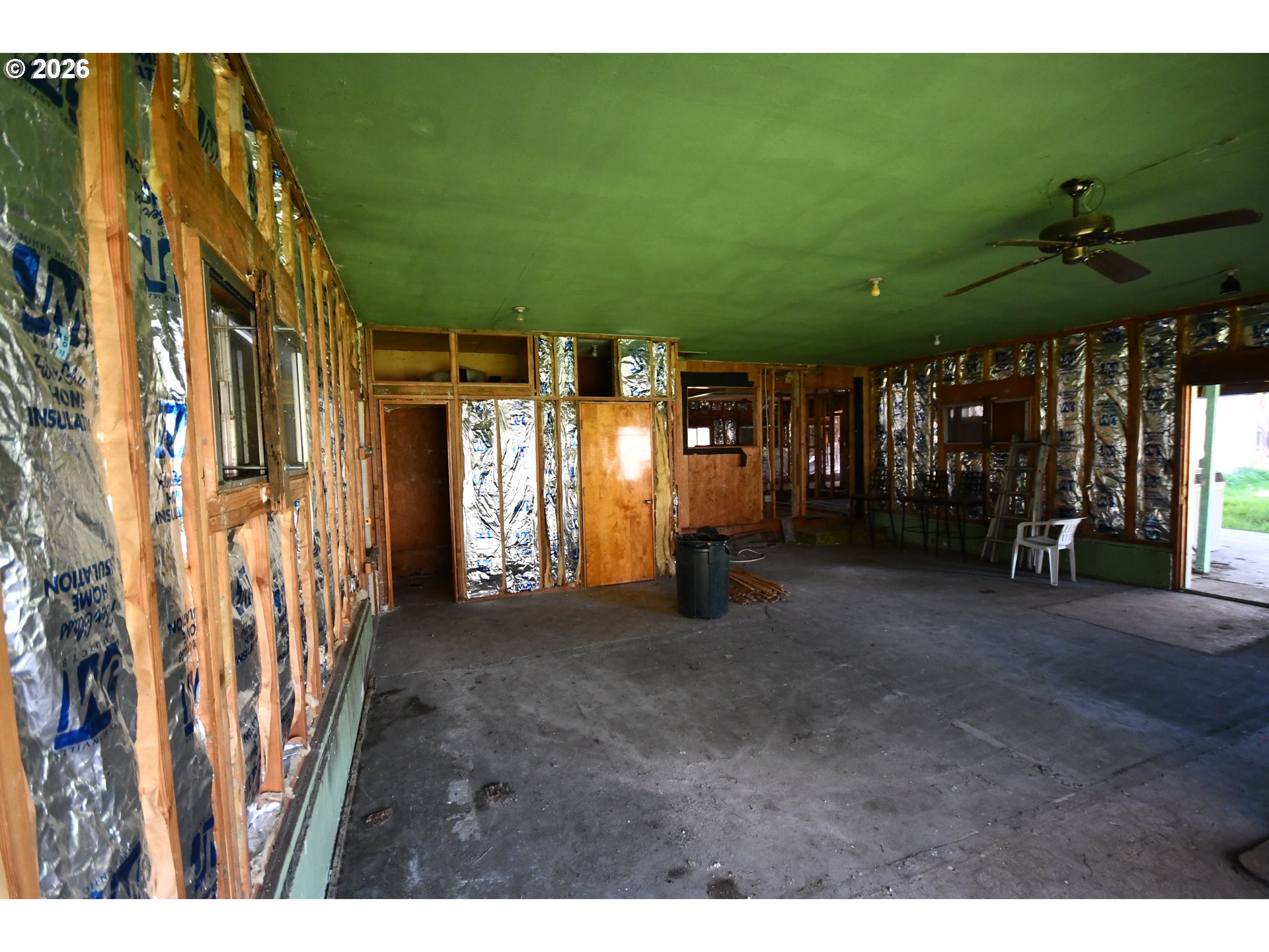 main property photo 14