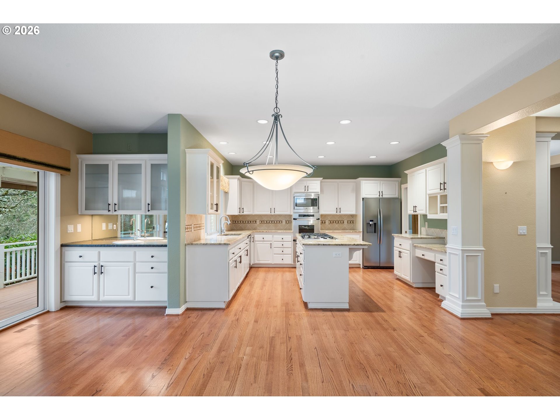 property viewer photo 13