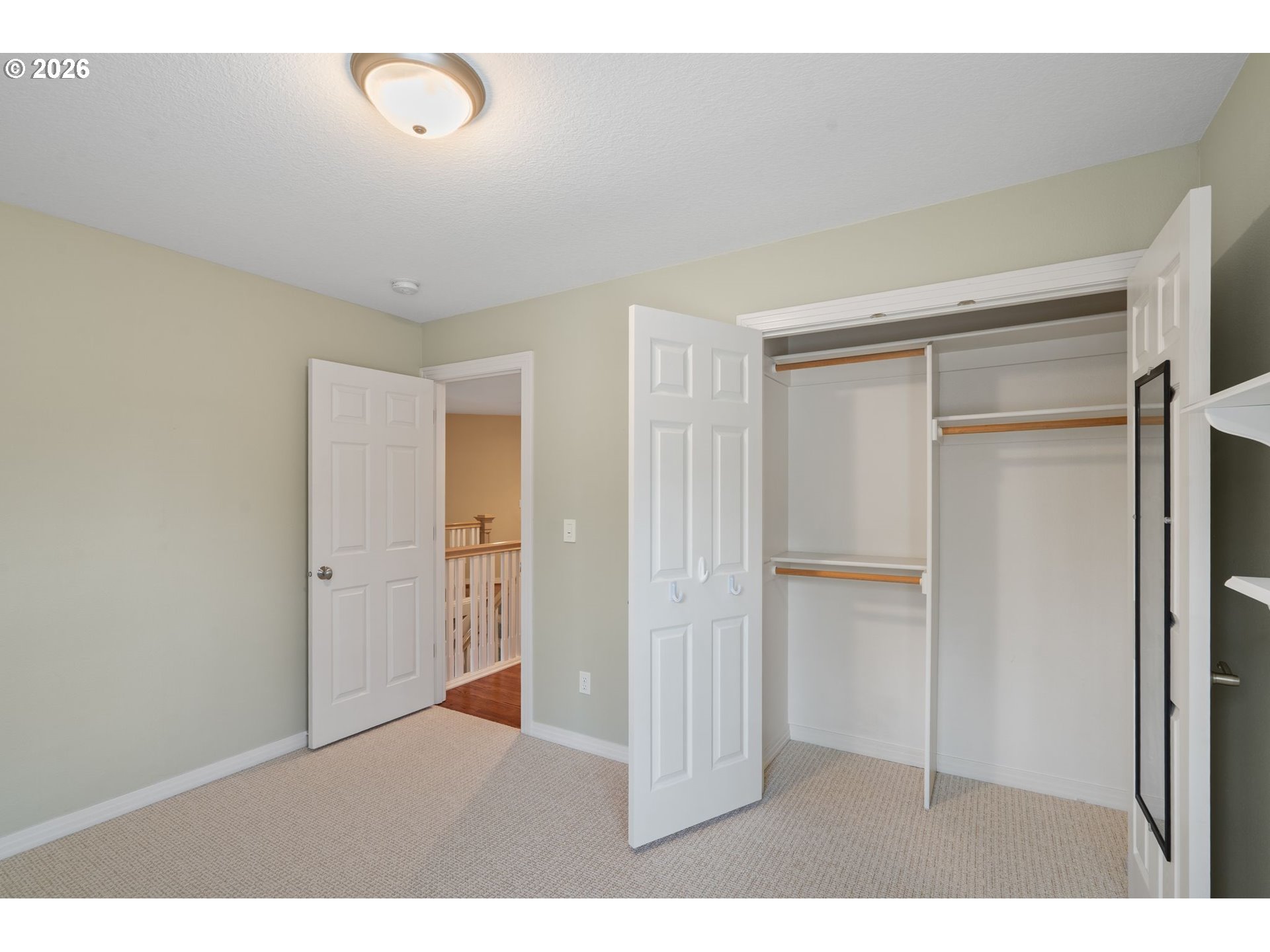property viewer photo 31