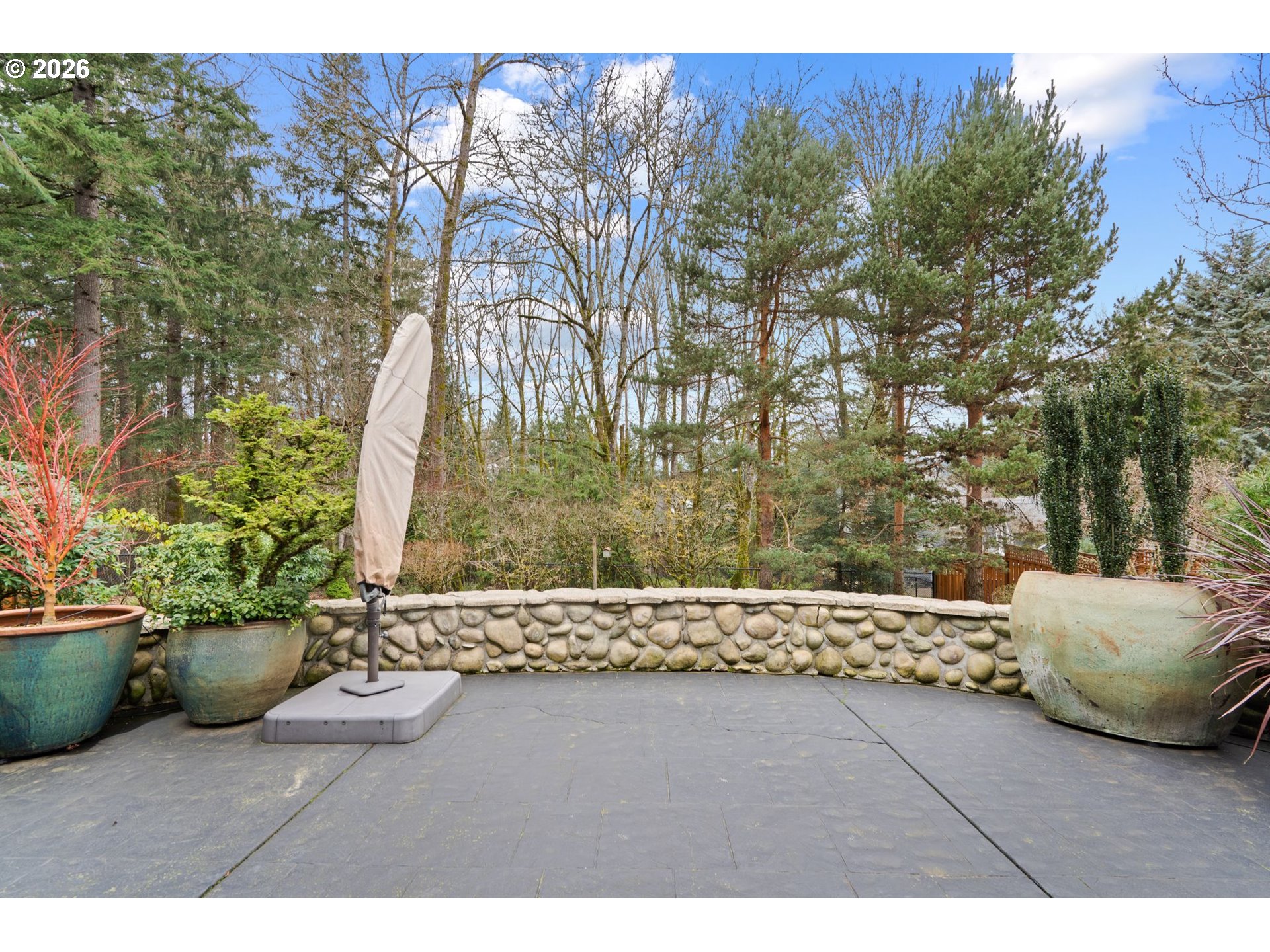 property viewer photo 43
