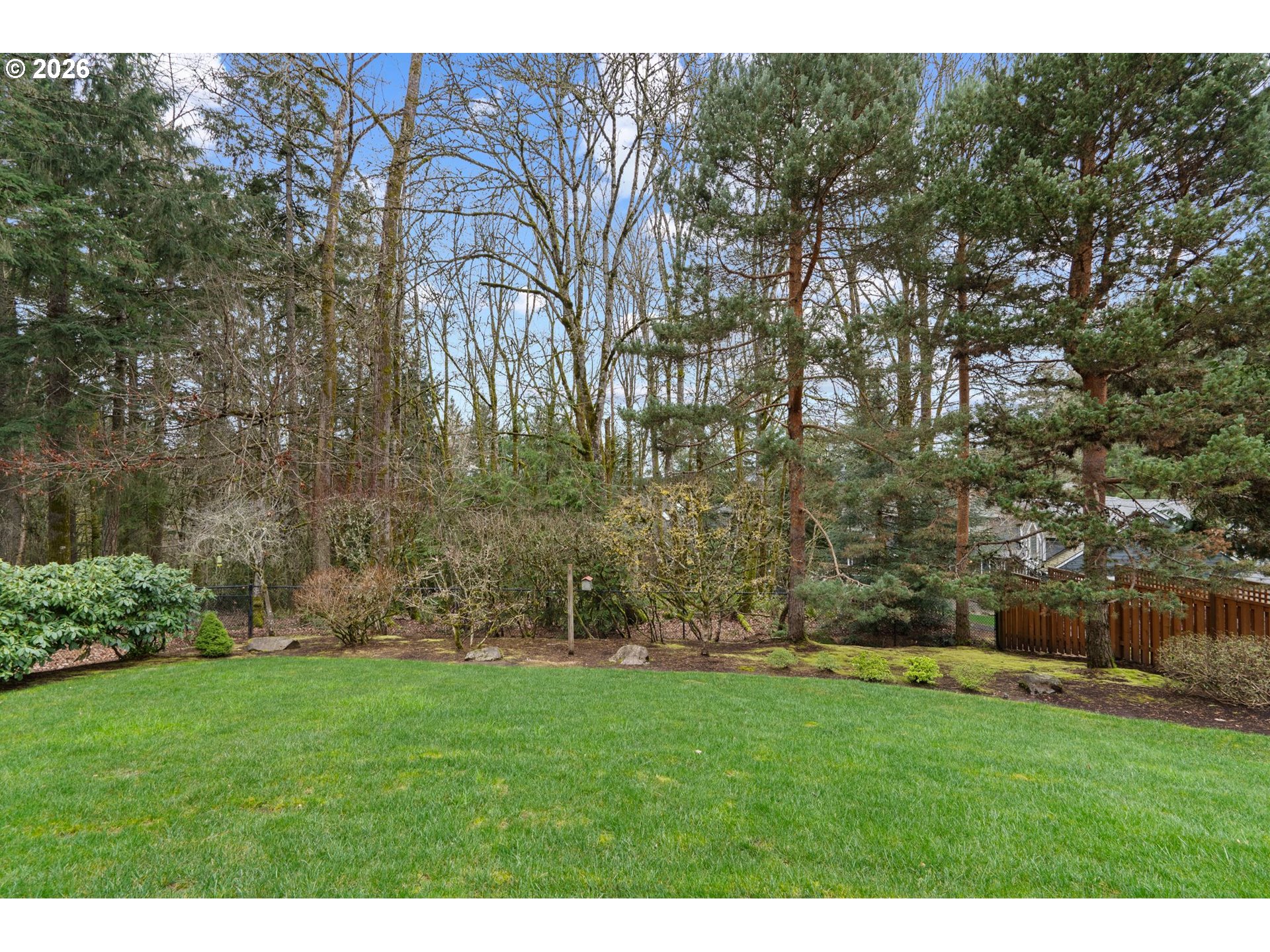 property viewer photo 44