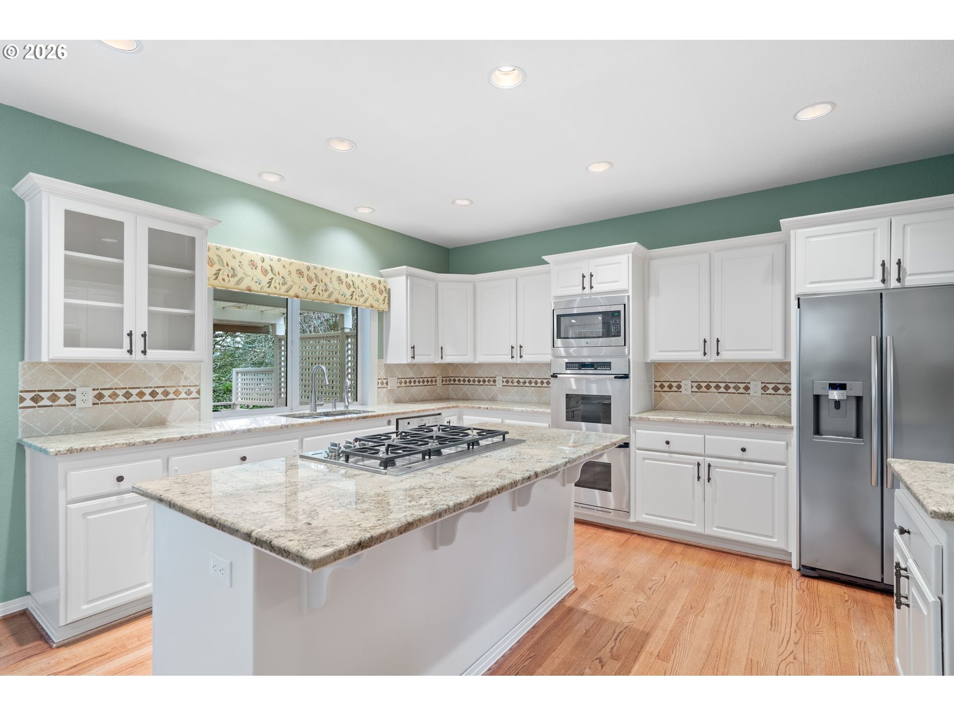 property viewer photo 5