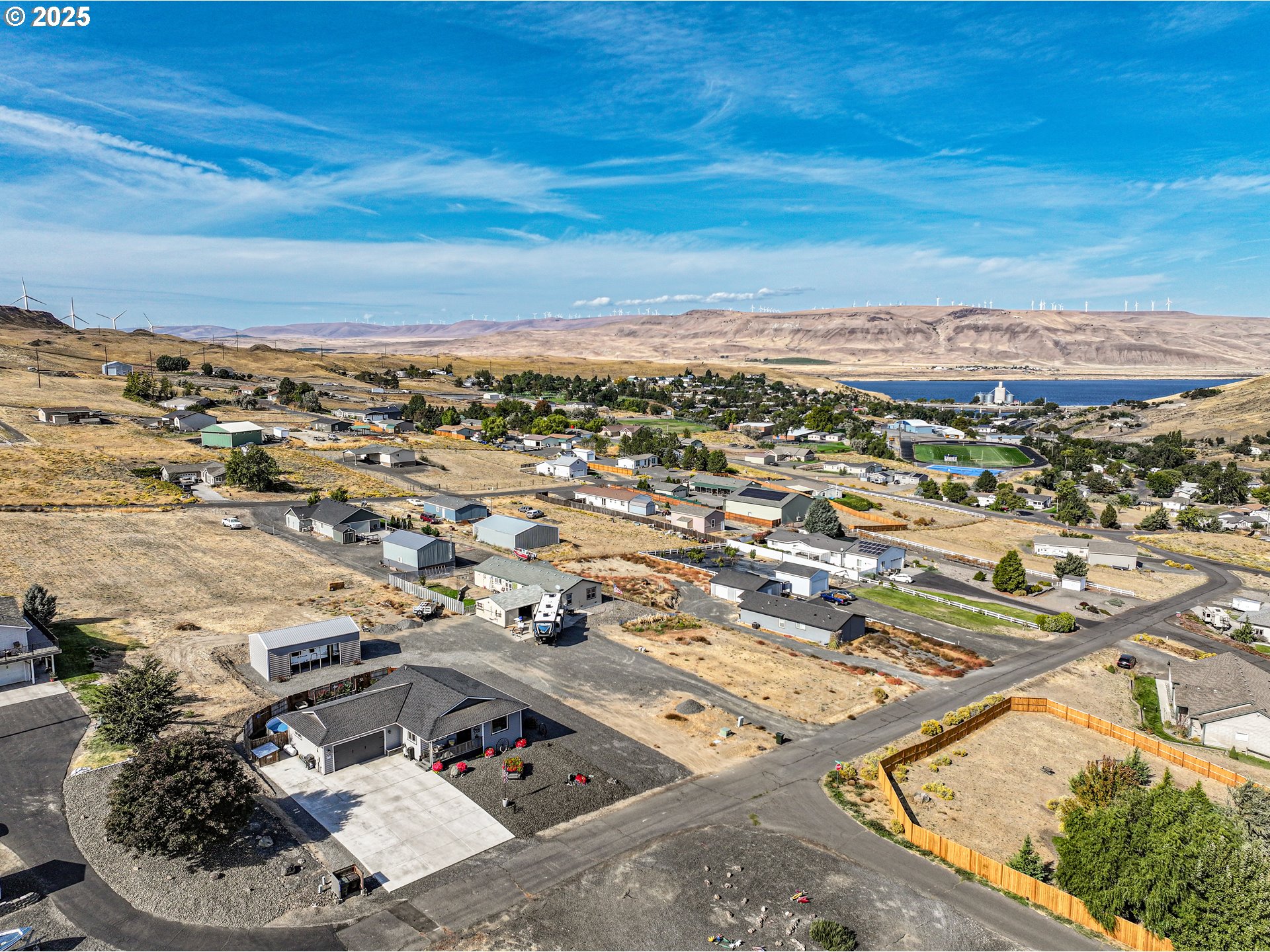 main property photo 35