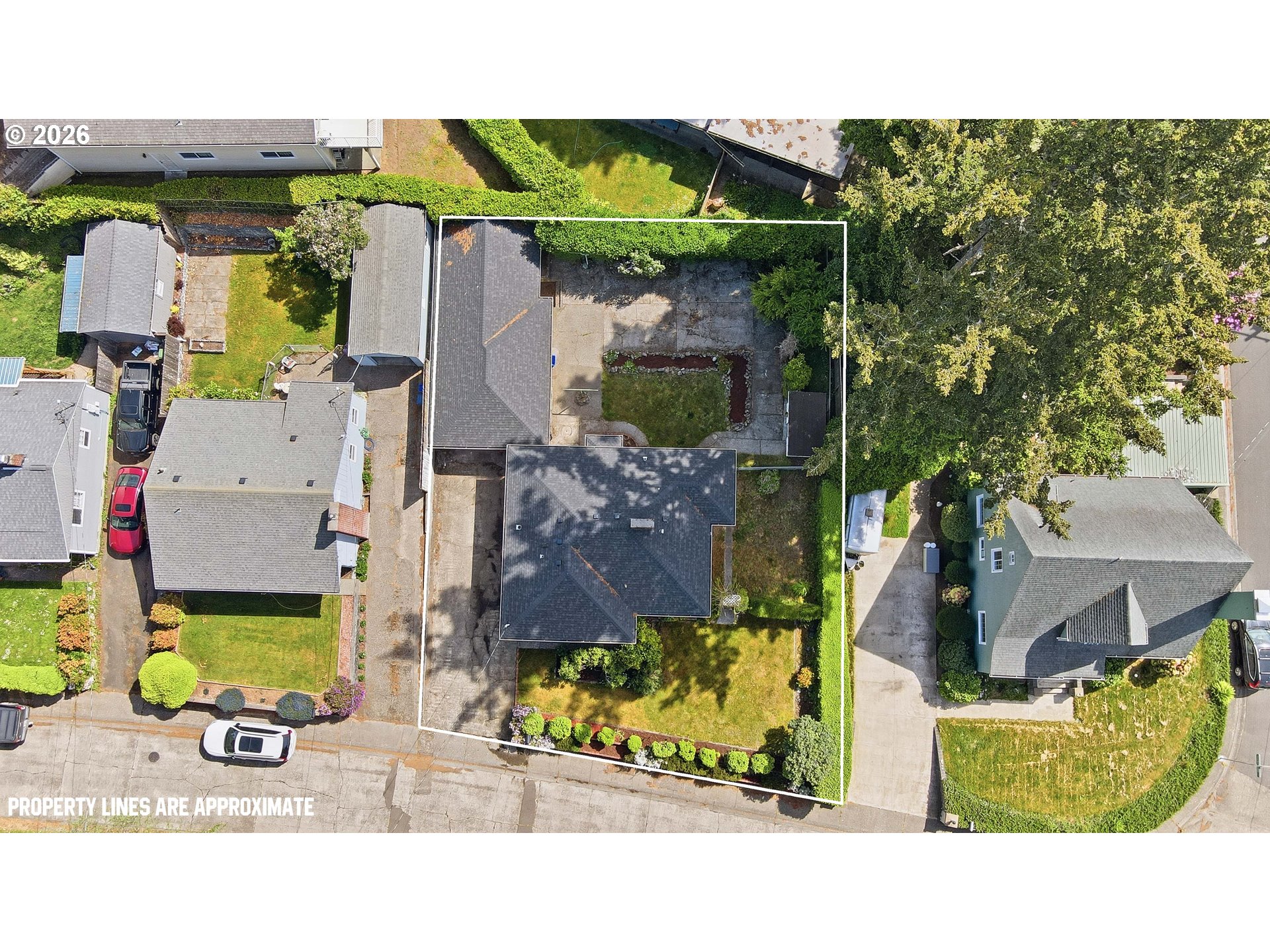 main property photo 44