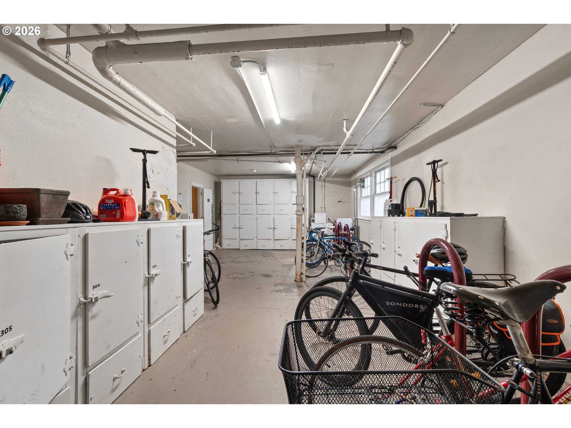 main property photo 25