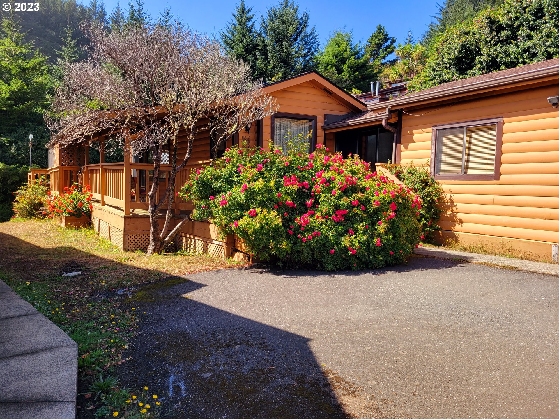 main property photo 45