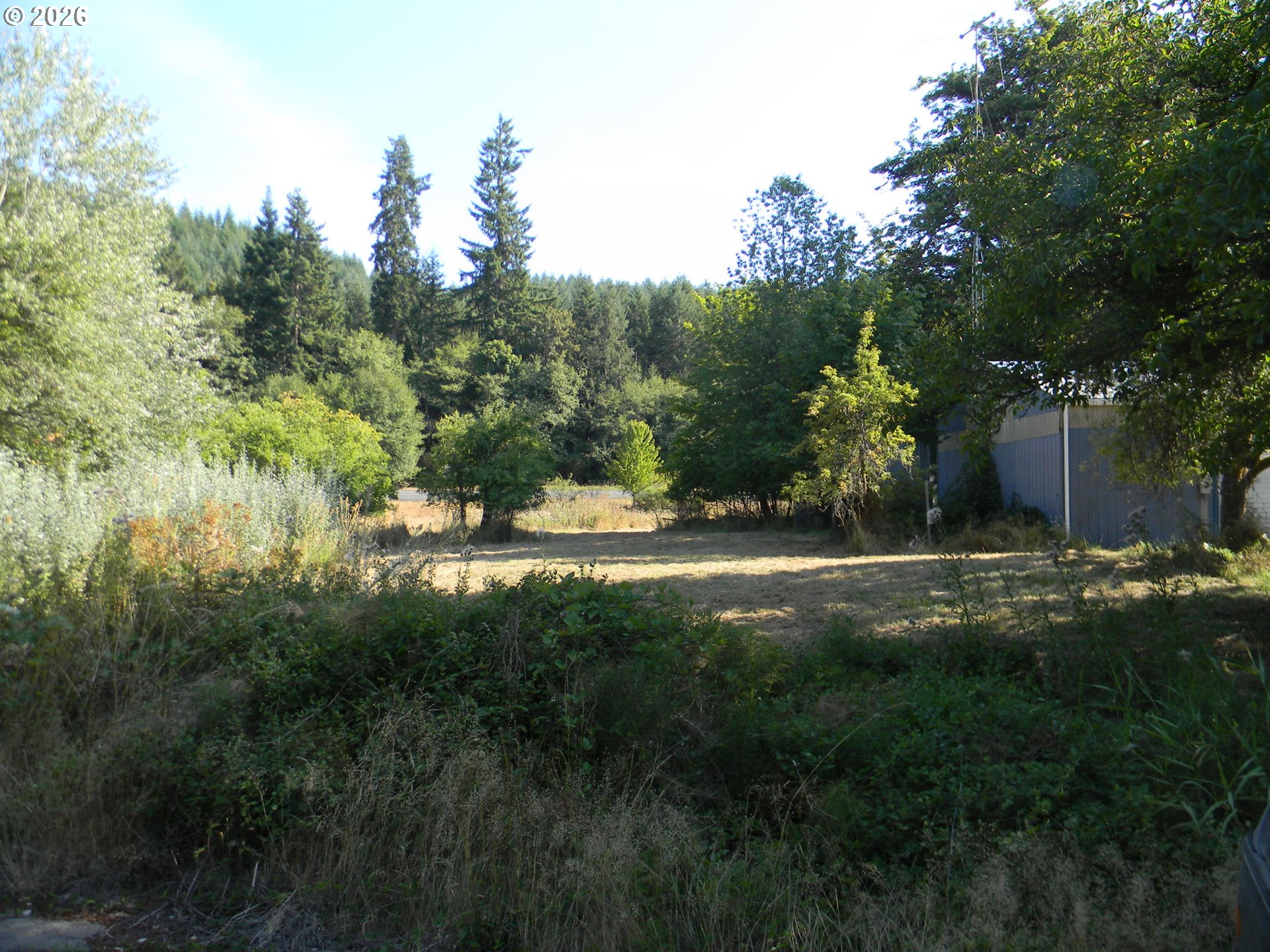 main property photo 40