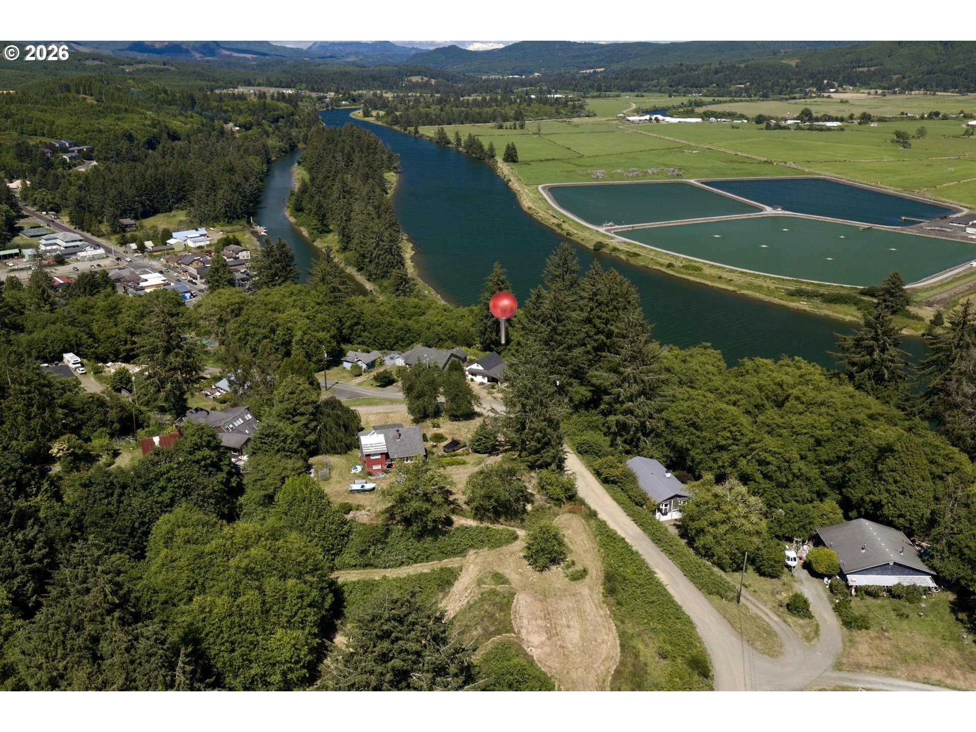 main property photo 41