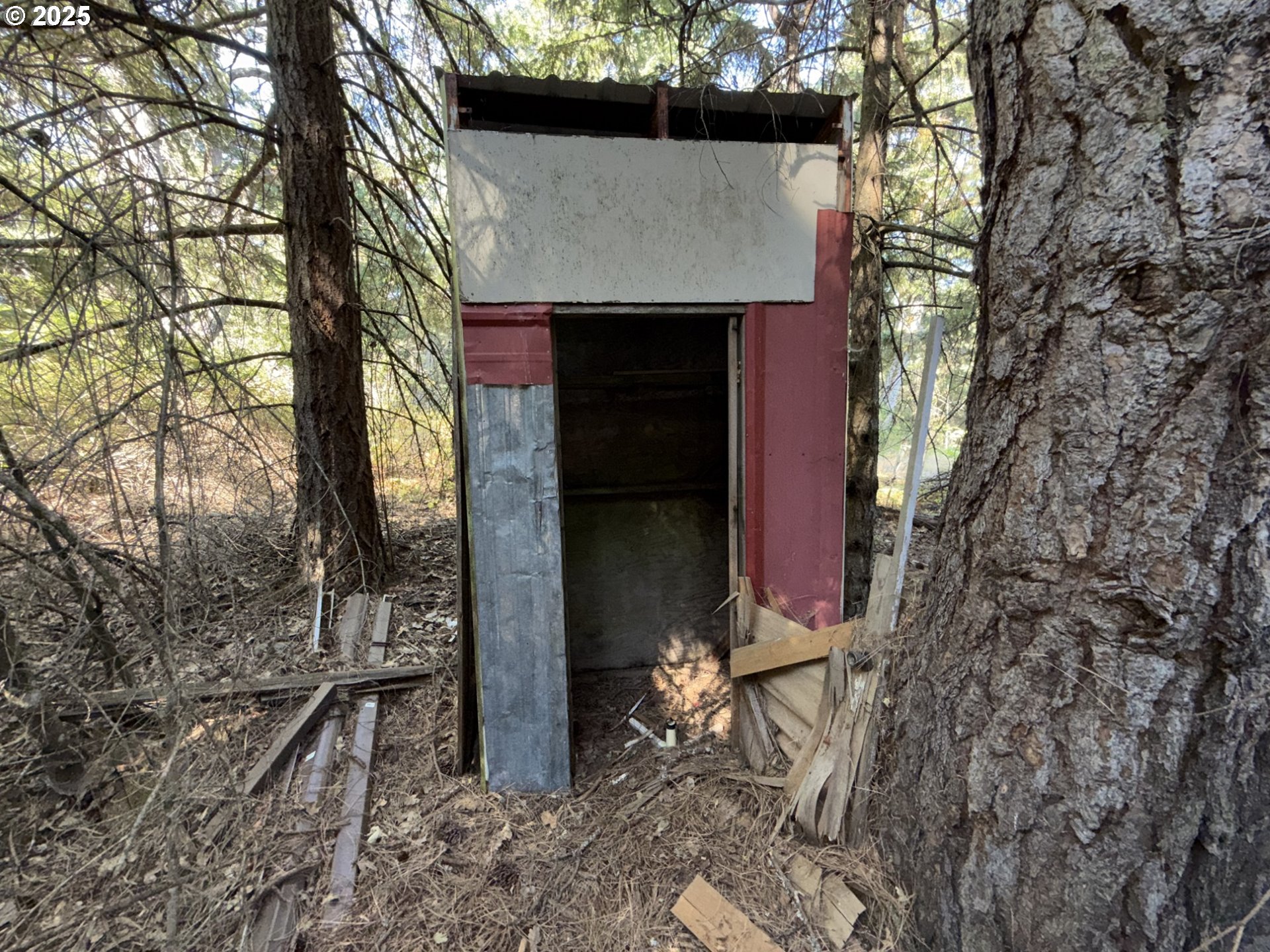 main property photo 7