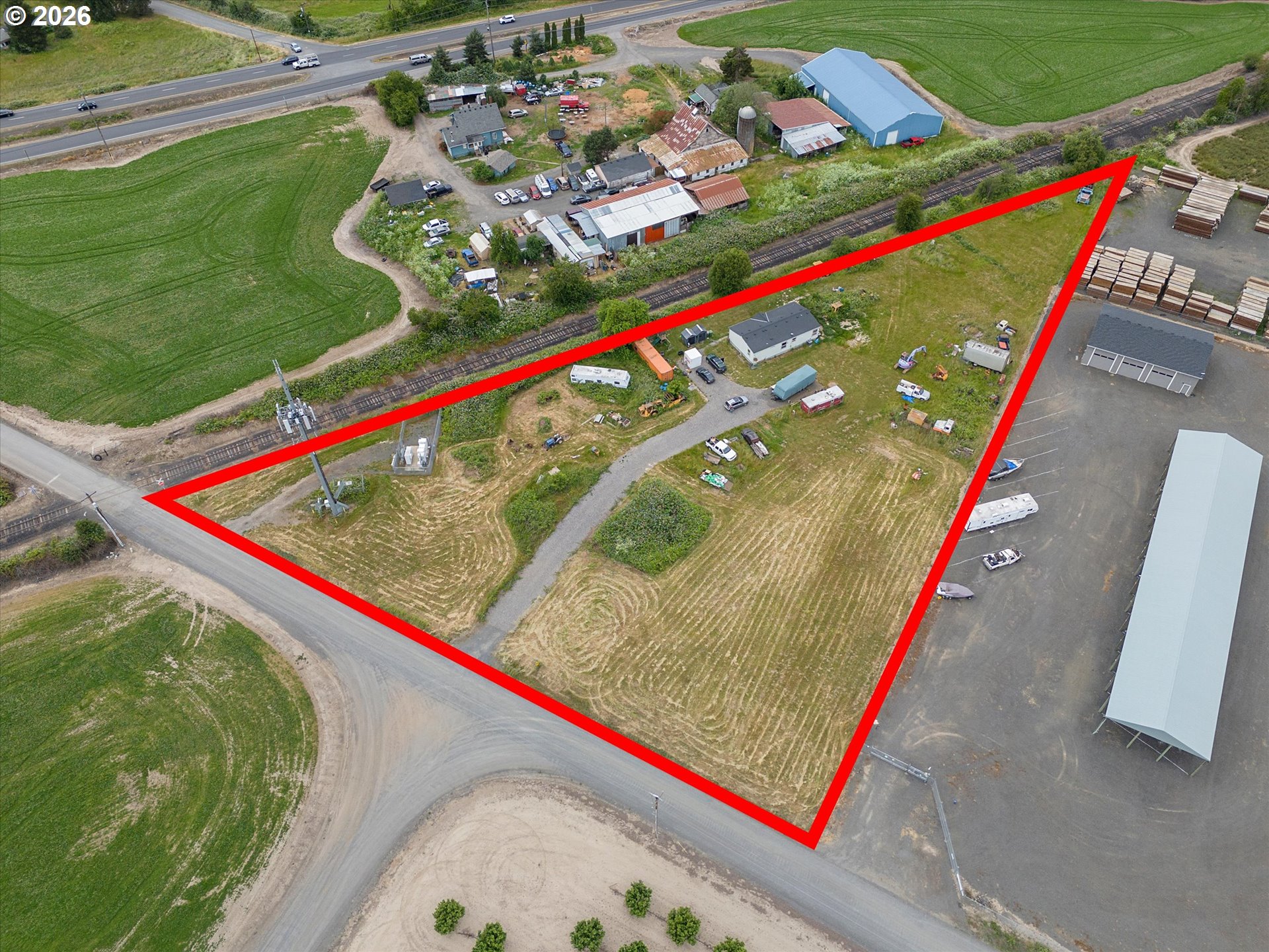 main property photo 21