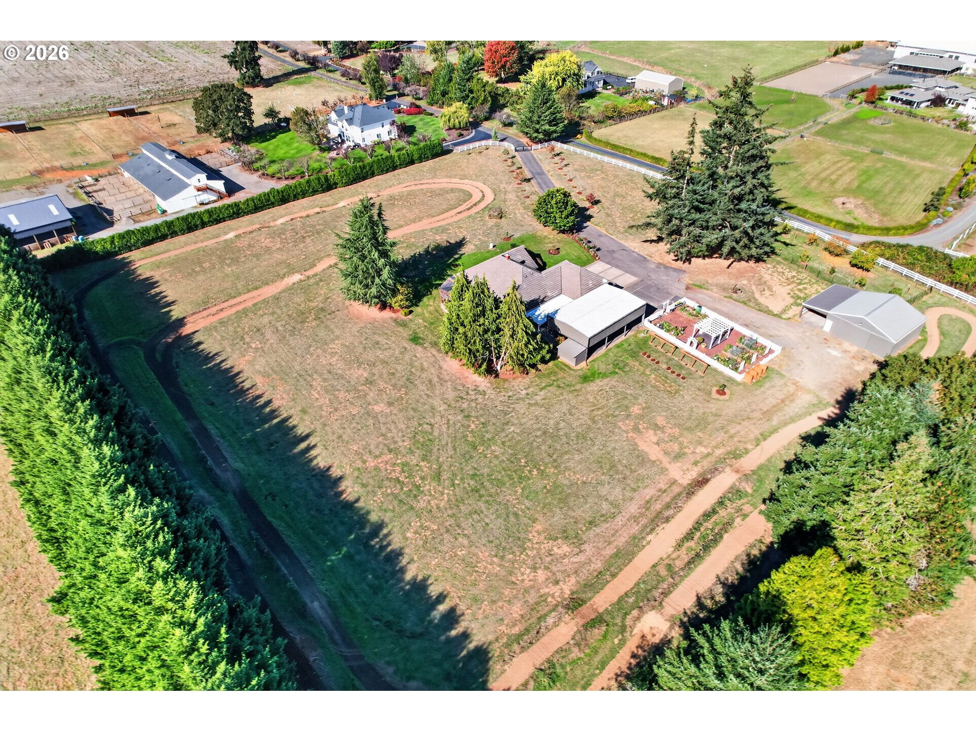 main property photo 26