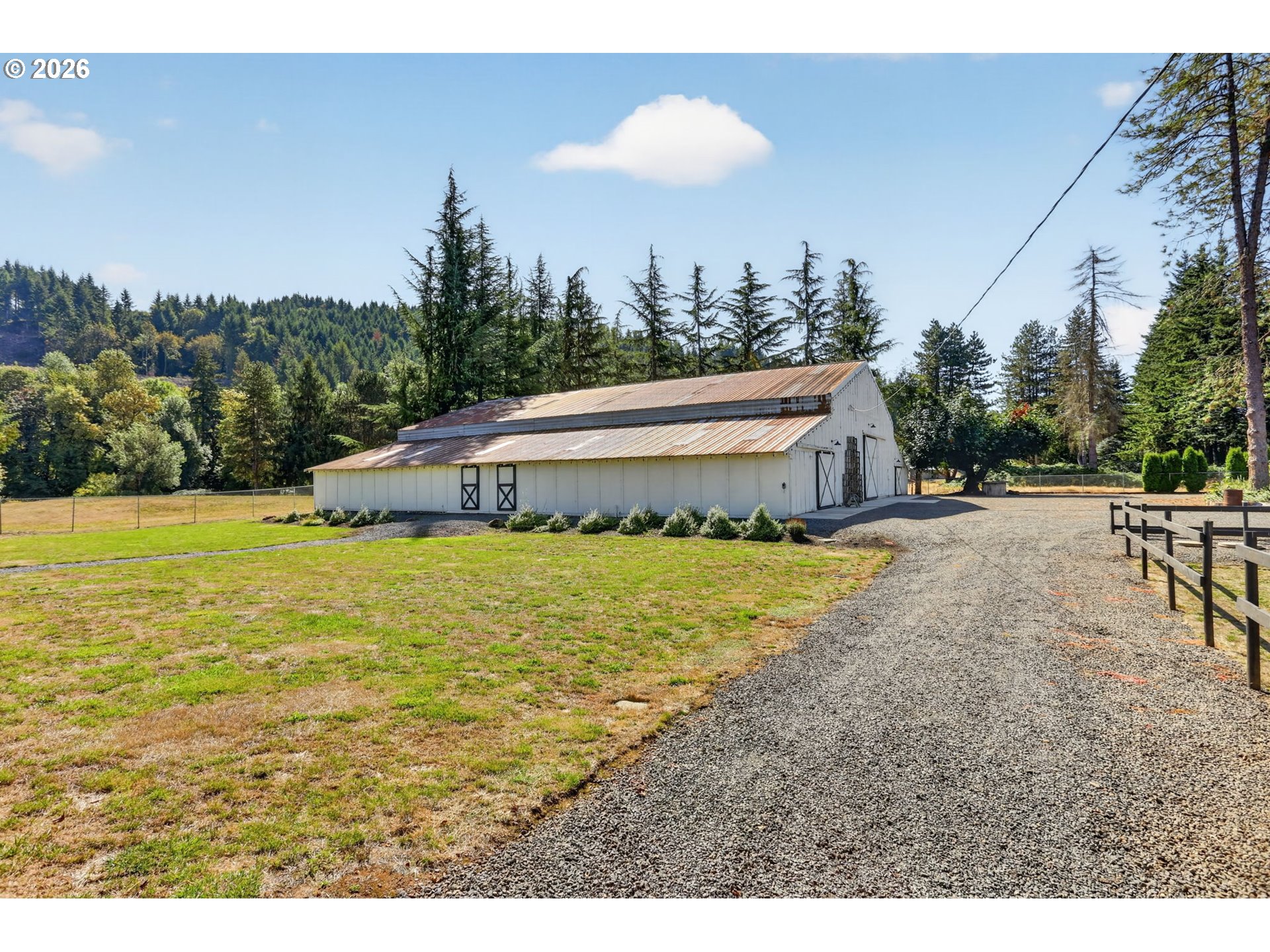main property photo 14
