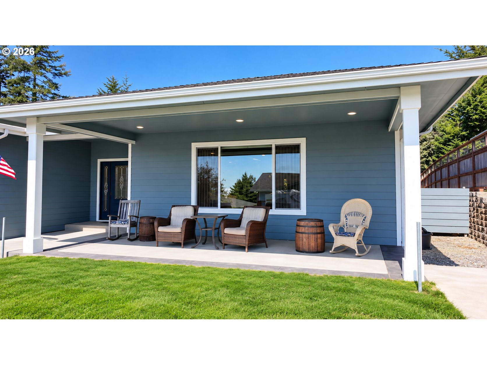 main property photo 2