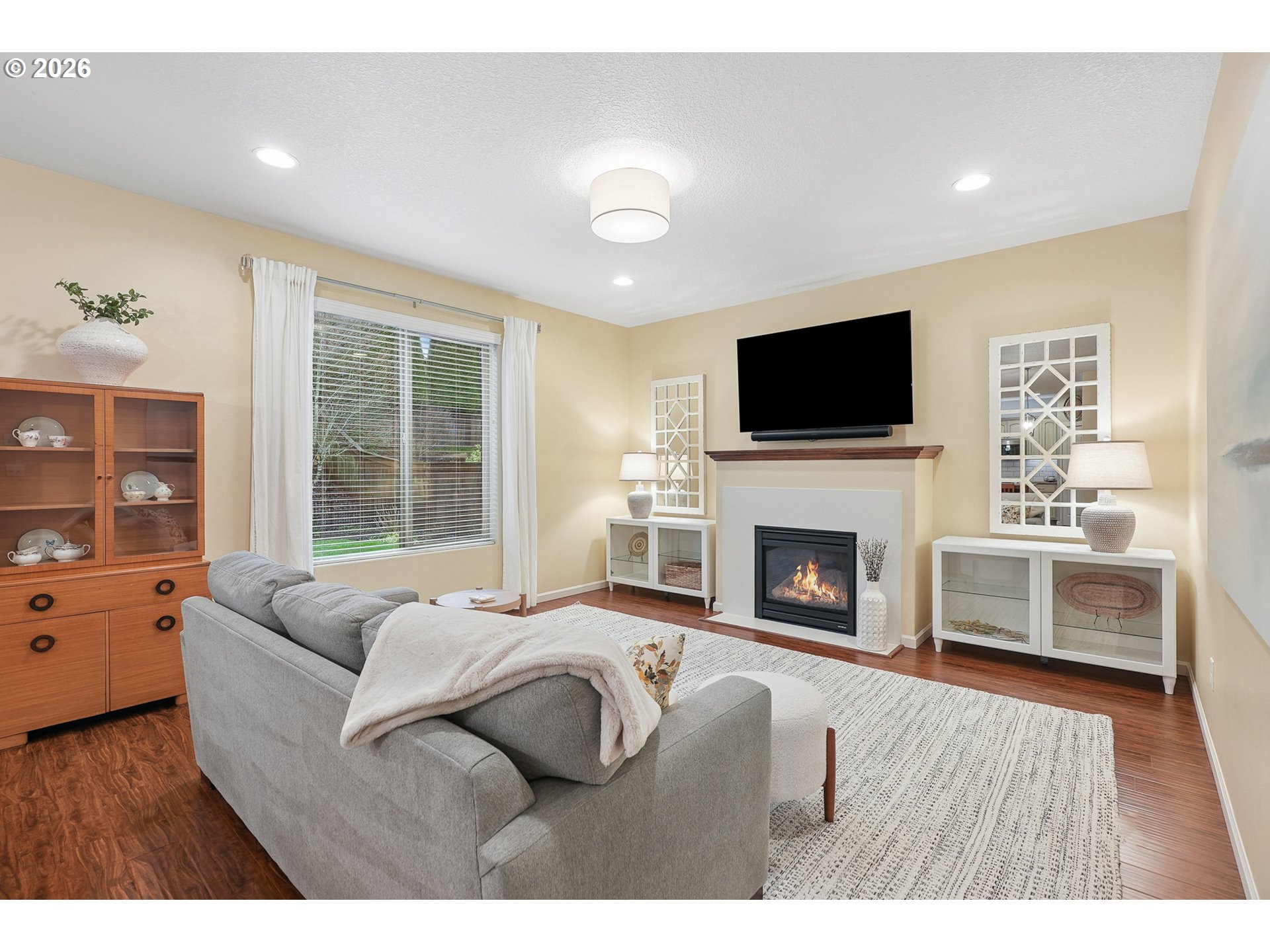 property viewer photo 11