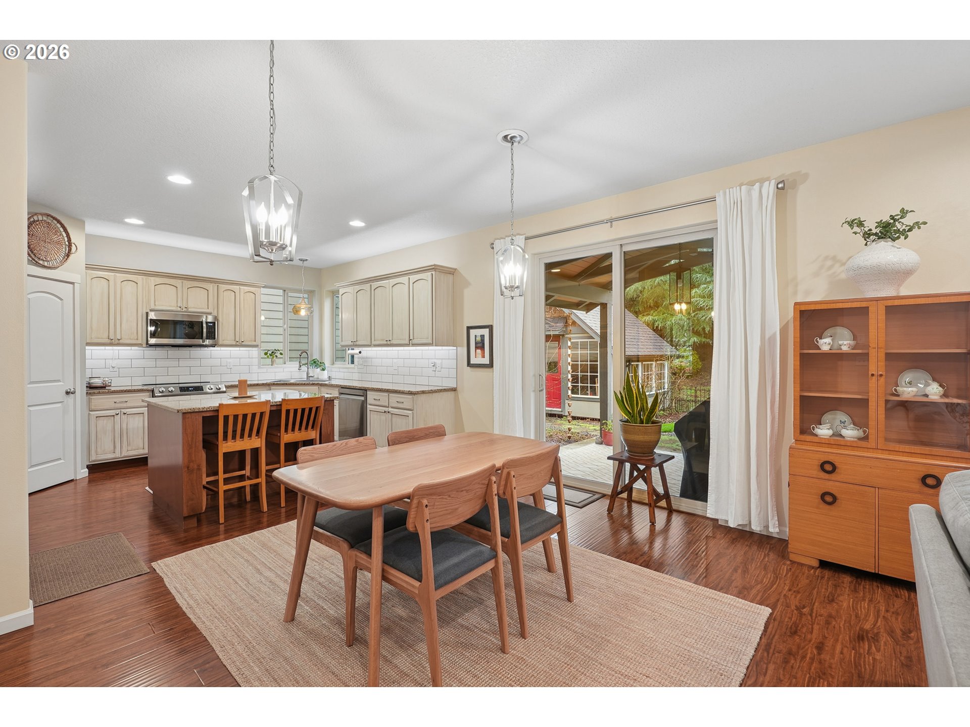 property viewer photo 14